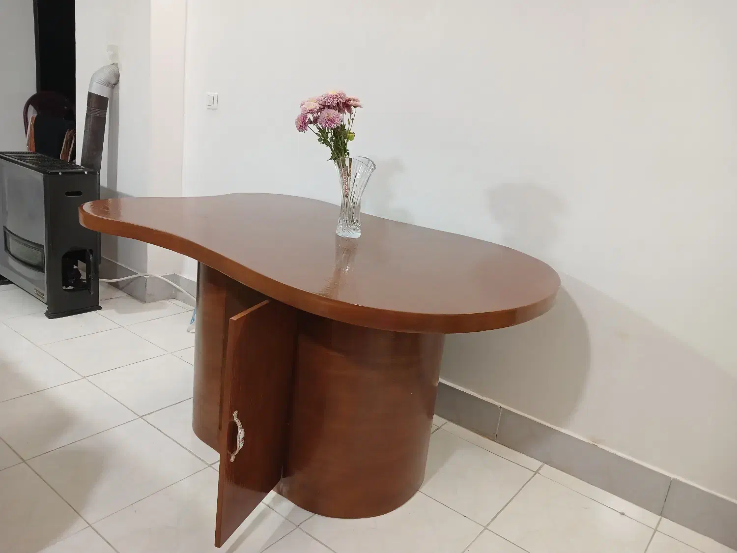 میز تک چوبی ، بسیار محکم|میز و صندلی غذاخوری|بجنورد, |دیوار