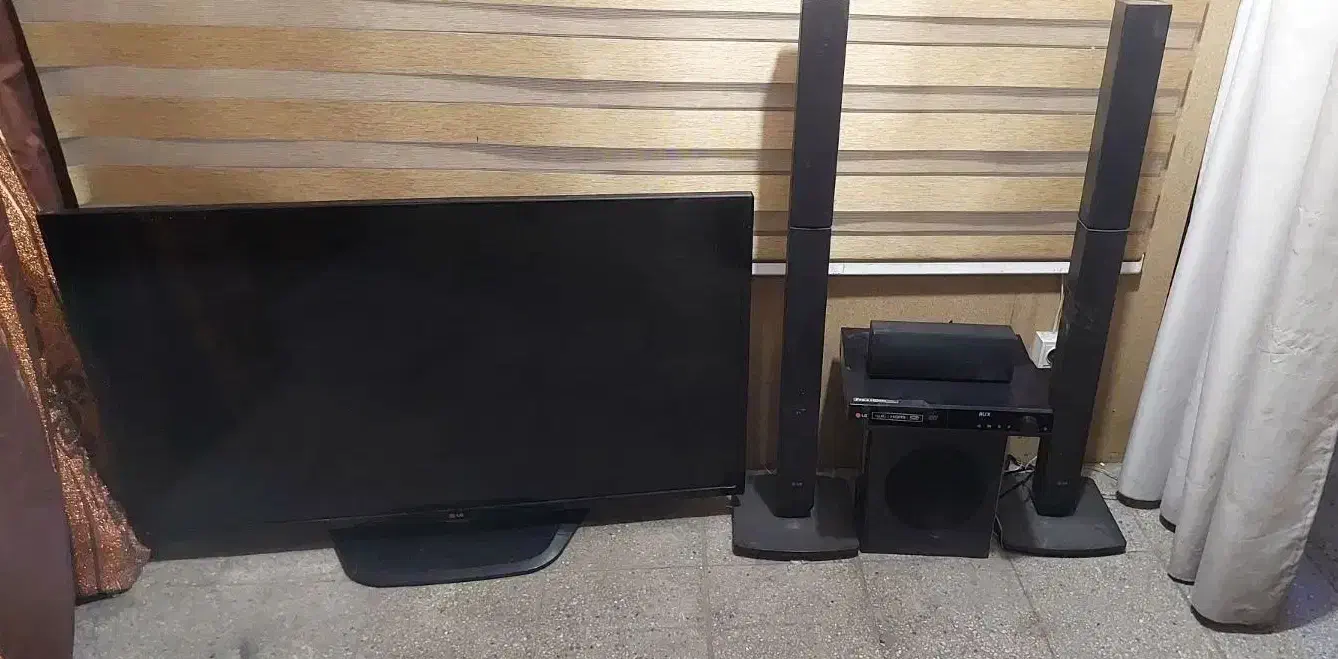 ال ای دی 50الجی دوگیرنده همراه سینما خانواده|تلویزیون و پروژکتور|تهران, تهرانپارس غربی|دیوار