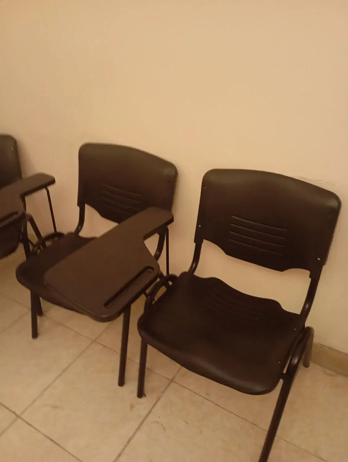 صندلی تکی نفره|صندلی و نیمکت|گرگان, |دیوار