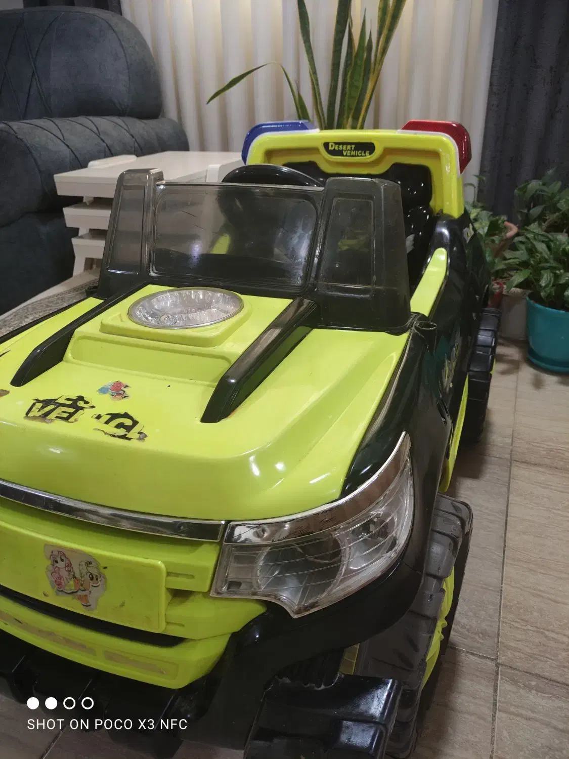 ماشین شارژی کودک دوموتوره|اسباب‌بازی بچه|بندر ماهشهر, |دیوار