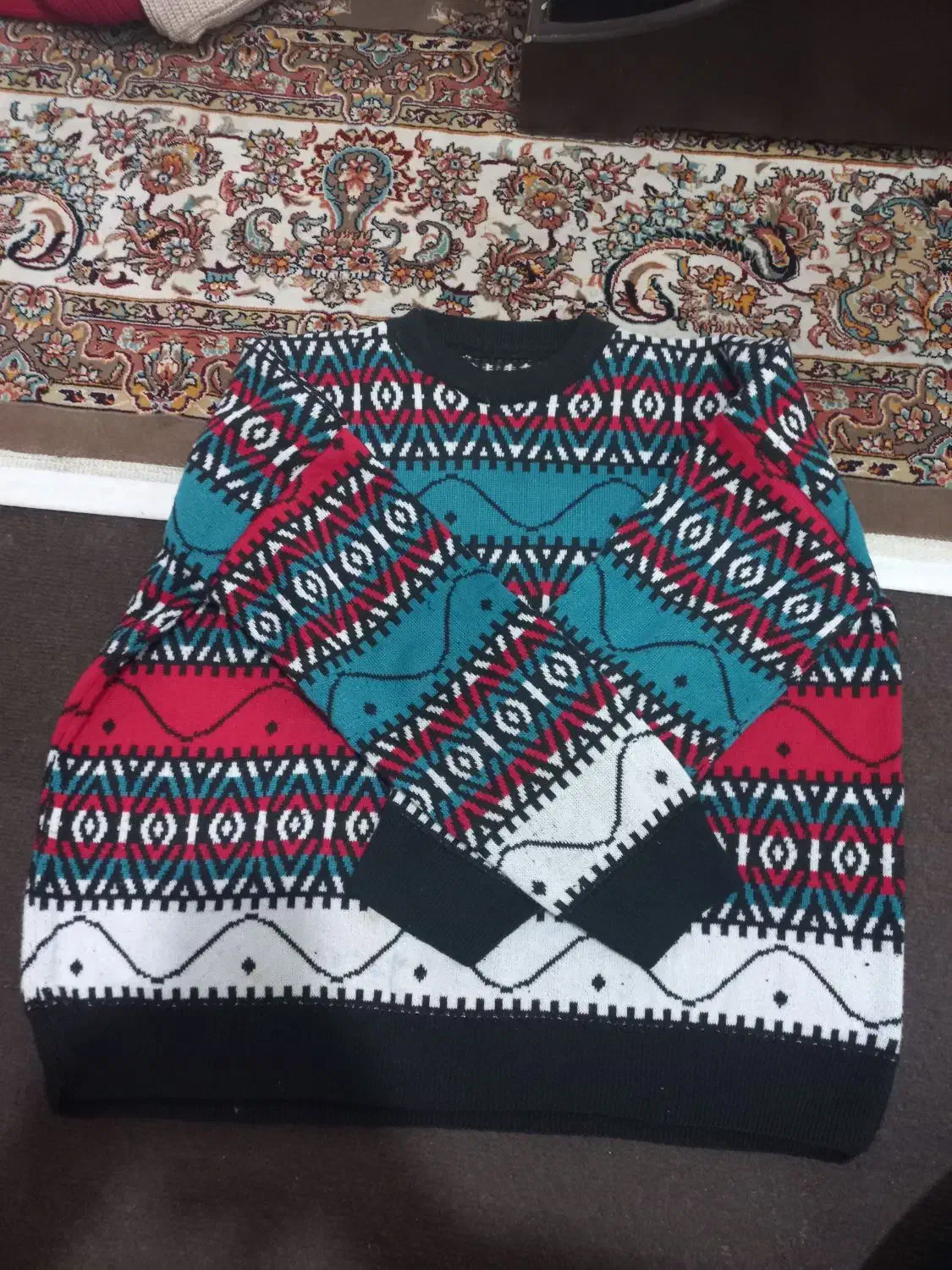 بافت سالم و با ضمانت بهترین کیفیت|لباس|گرگان, |دیوار