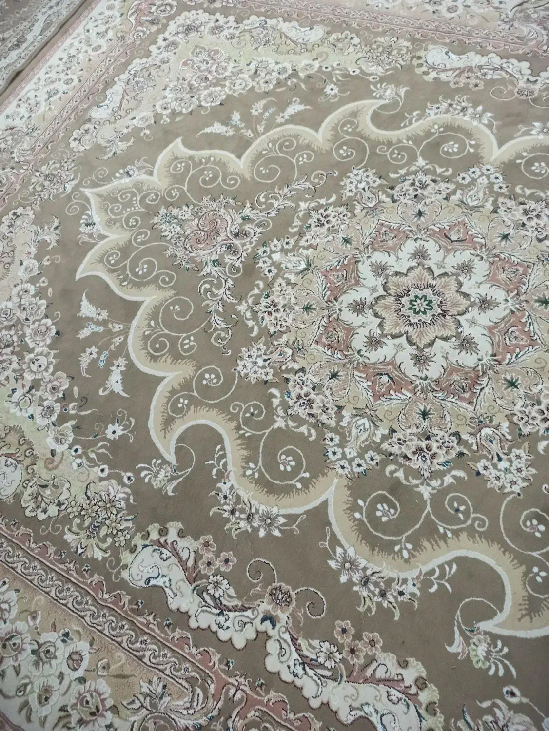 دو تخته  فرش  ۱۲  متری  استفاده نشده|فرش|زابل, |دیوار