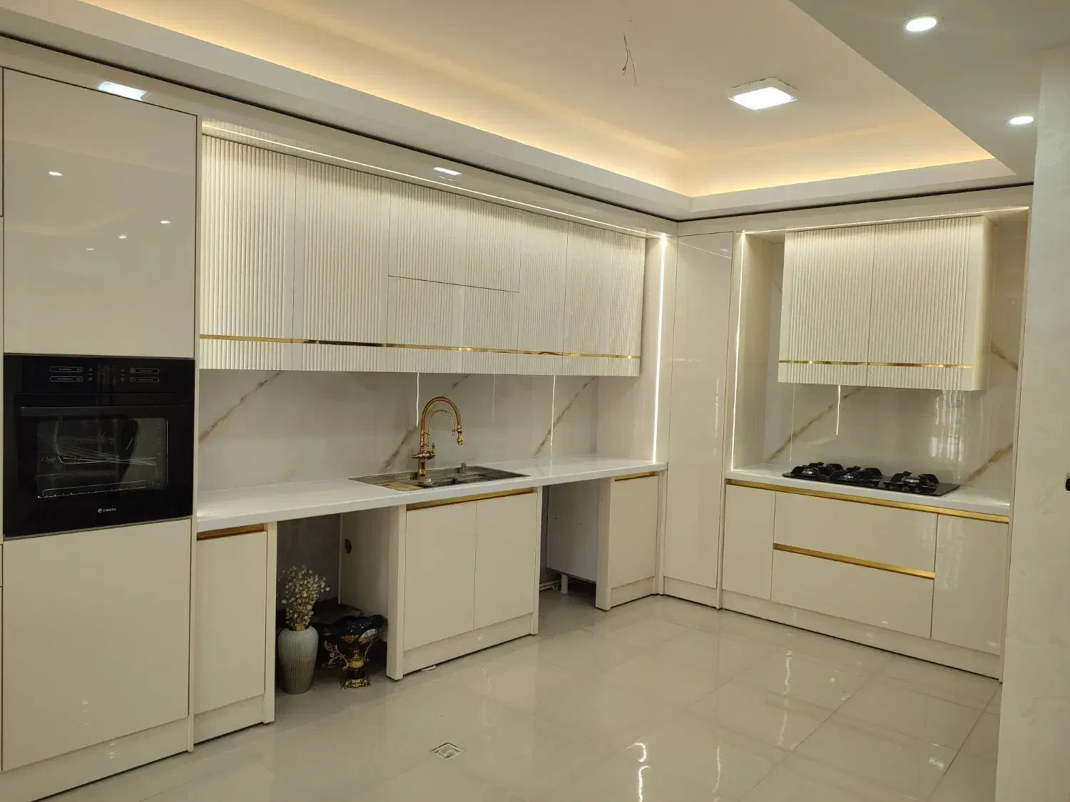 کابینت .کمد دیواری . سرویس چوب و دکور مغازه|خدمات پیشه و مهارت|تربت جام, مطهری|دیوار