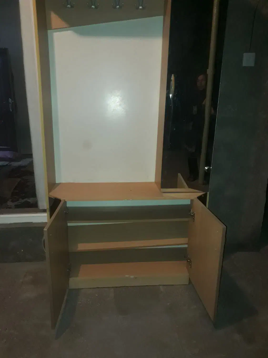 دراور|جاکفشی، کمد، دراور|نیمبلوک, |دیوار