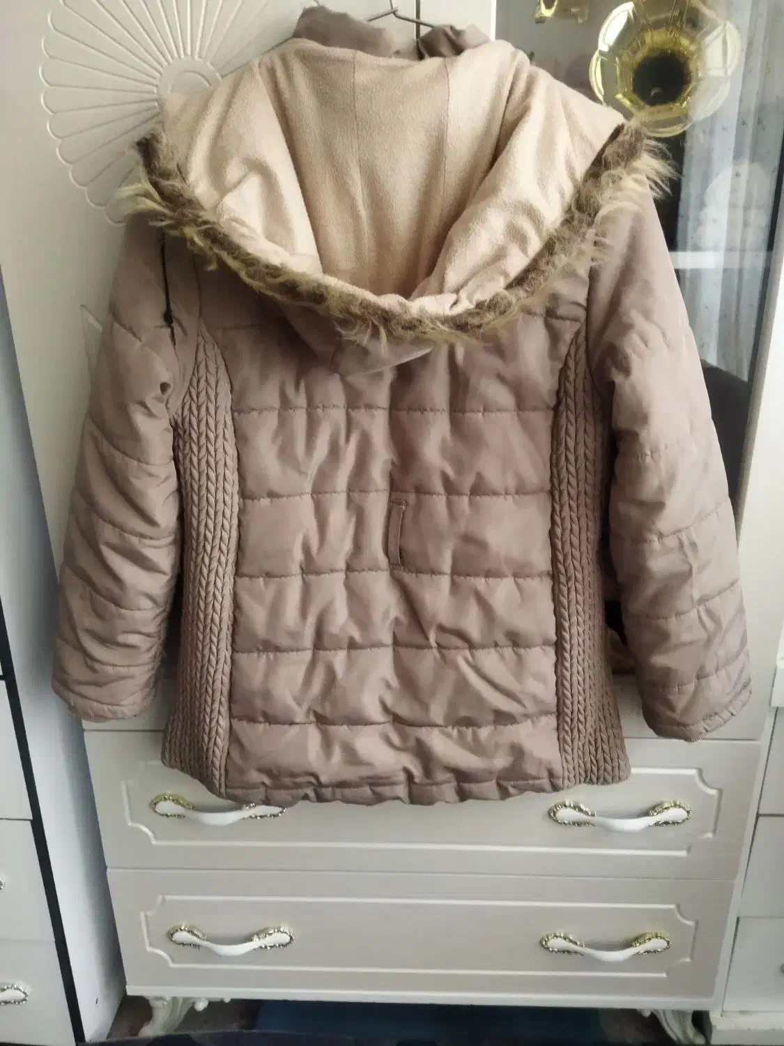 تعدادی کاپشن دخترانه درحد نو و شیک|کفش و لباس بچه|بروجرد, |دیوار