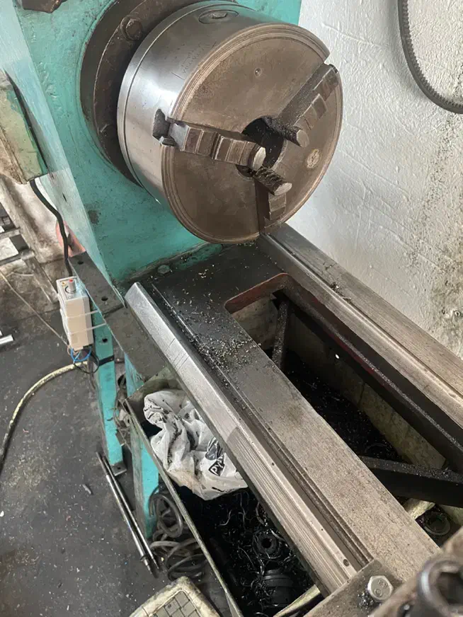 دستگاه تراش تسمه ای ۱متر کارگیر۵۰|ماشینآلات صنعتی|نظرآباد, نظرآباد|دیوار