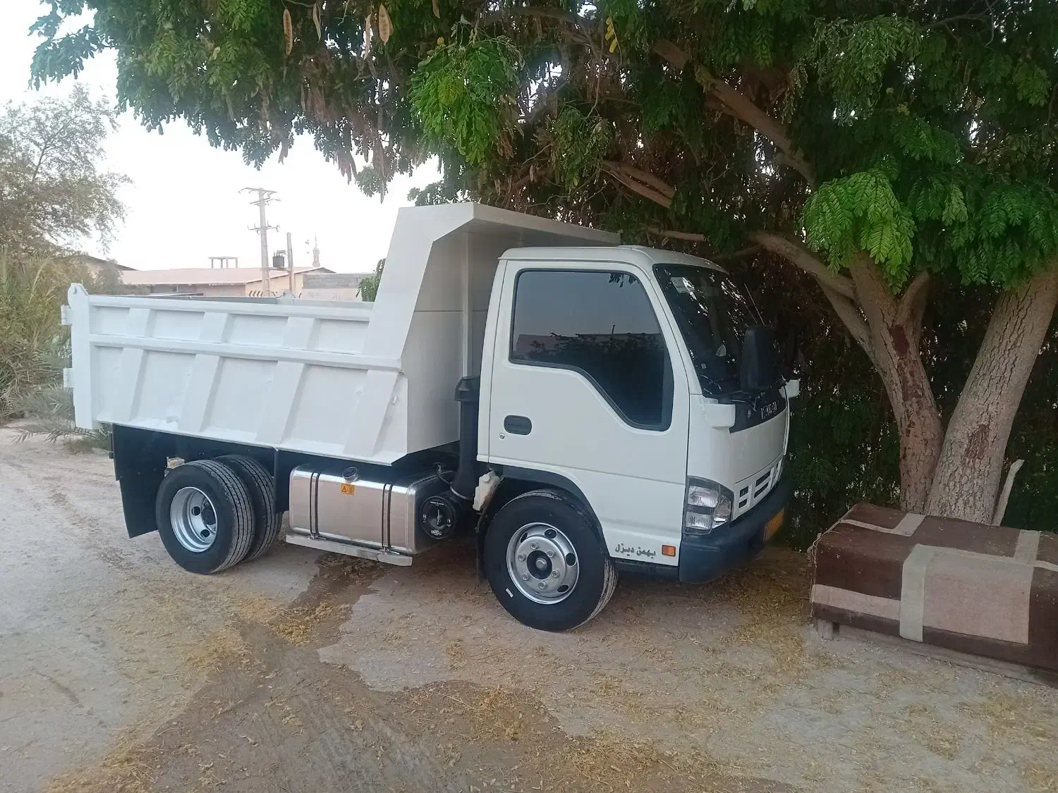 ایسوزو کمپرسی ۶ تن صفر|خودرو سنگین|خمیر, |دیوار