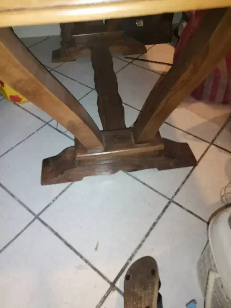 میز ناهار خوری فرنگی تمام چوب ب گردو حتی صفحه میز|میز و صندلی غذاخوری|تهران, ونک|دیوار