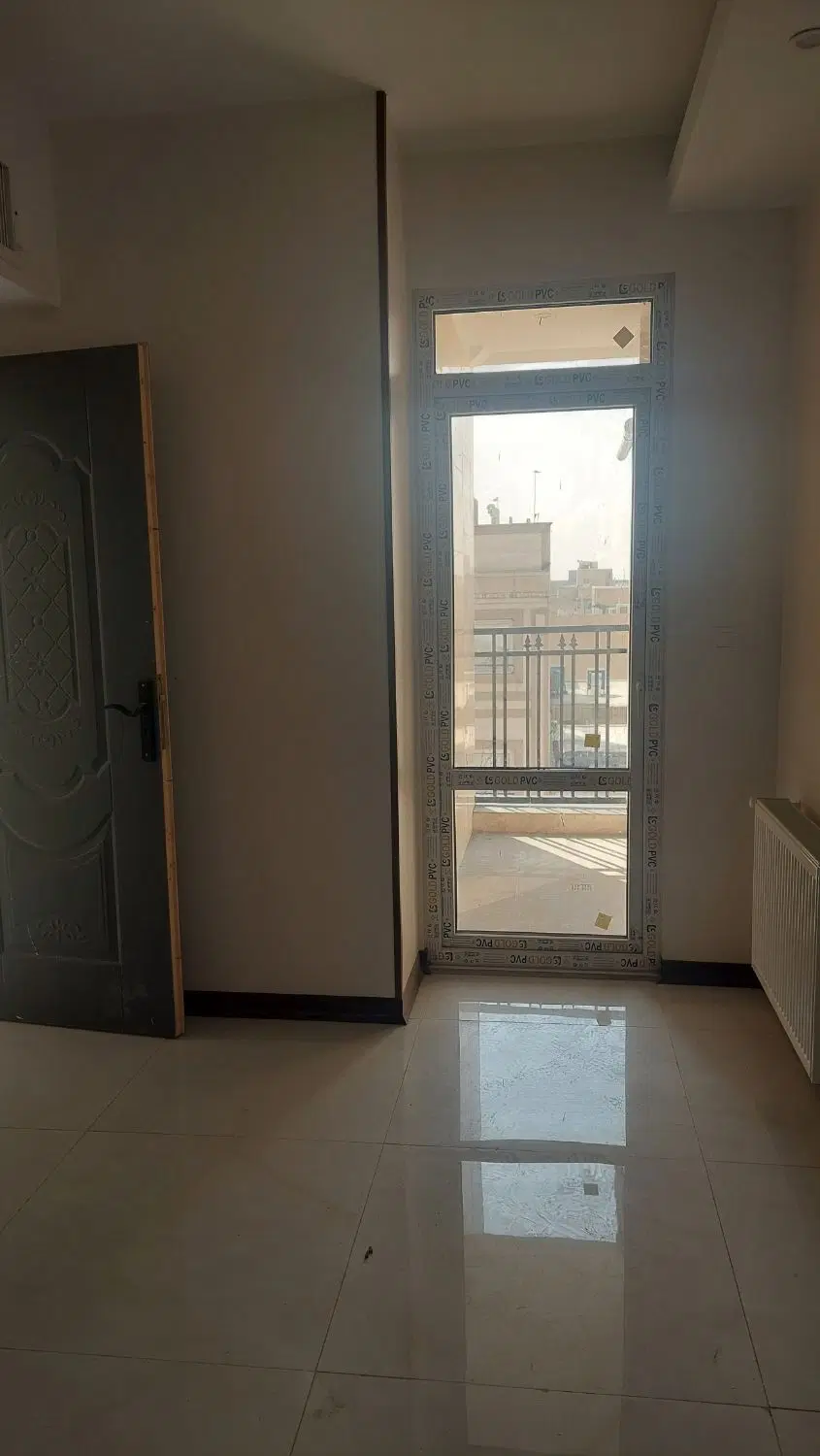 آپارتمان ۸۵ متری نوساز تک واحدی گلبرگ - Widok 6