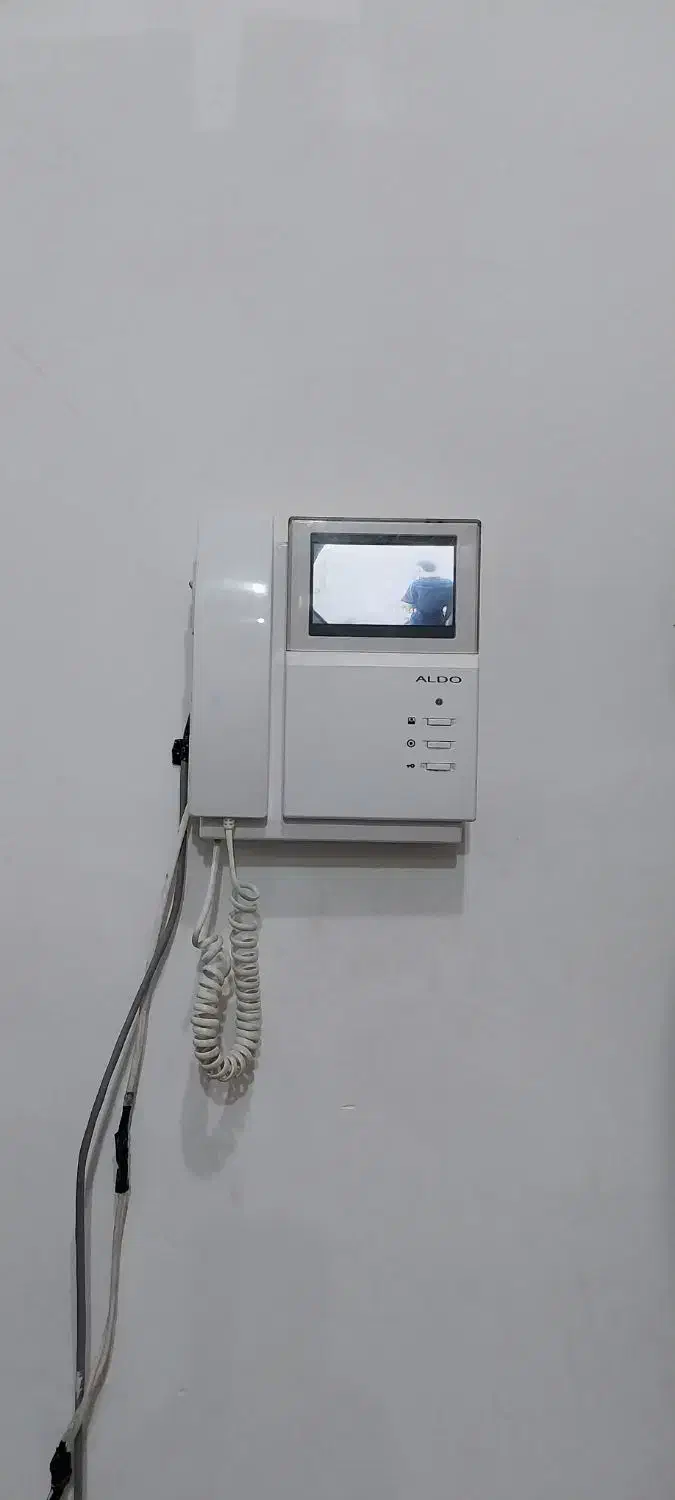 آیفون آلدو4اینچ تصویری حافظه دار زیر قیمت|صوتی و تصویری|بم, |دیوار