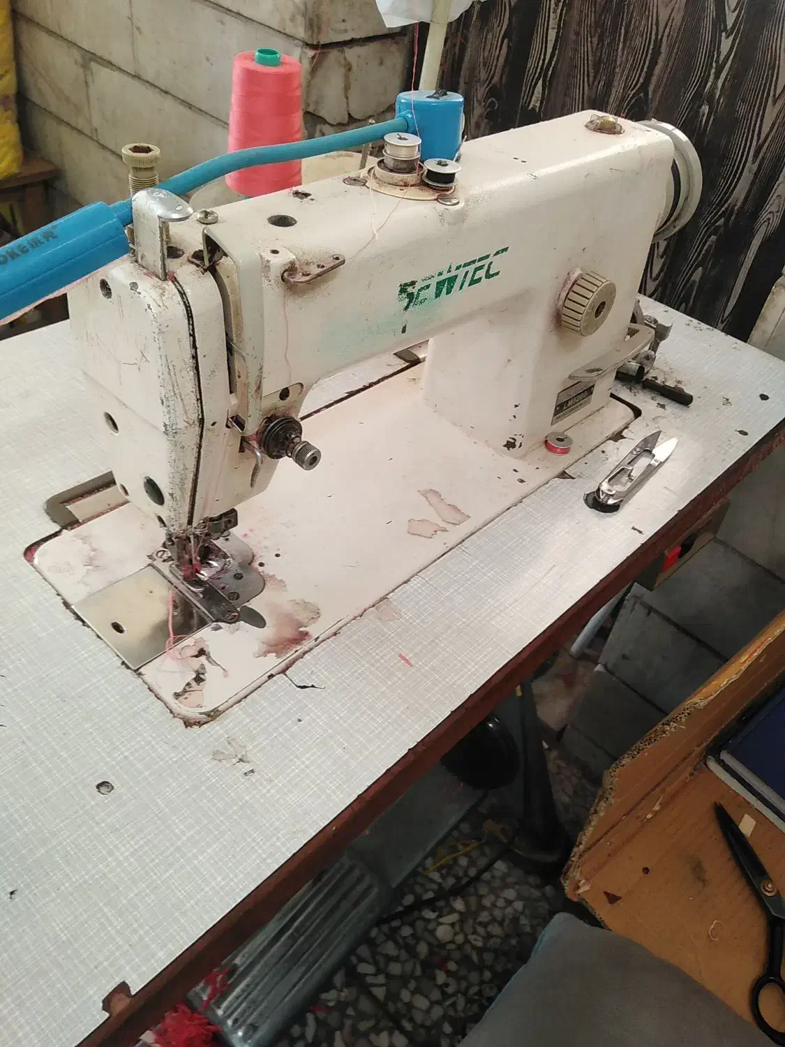 چرخ خیاطی|چرخ خیاطی و ریسندگی|باقرشهر, |دیوار