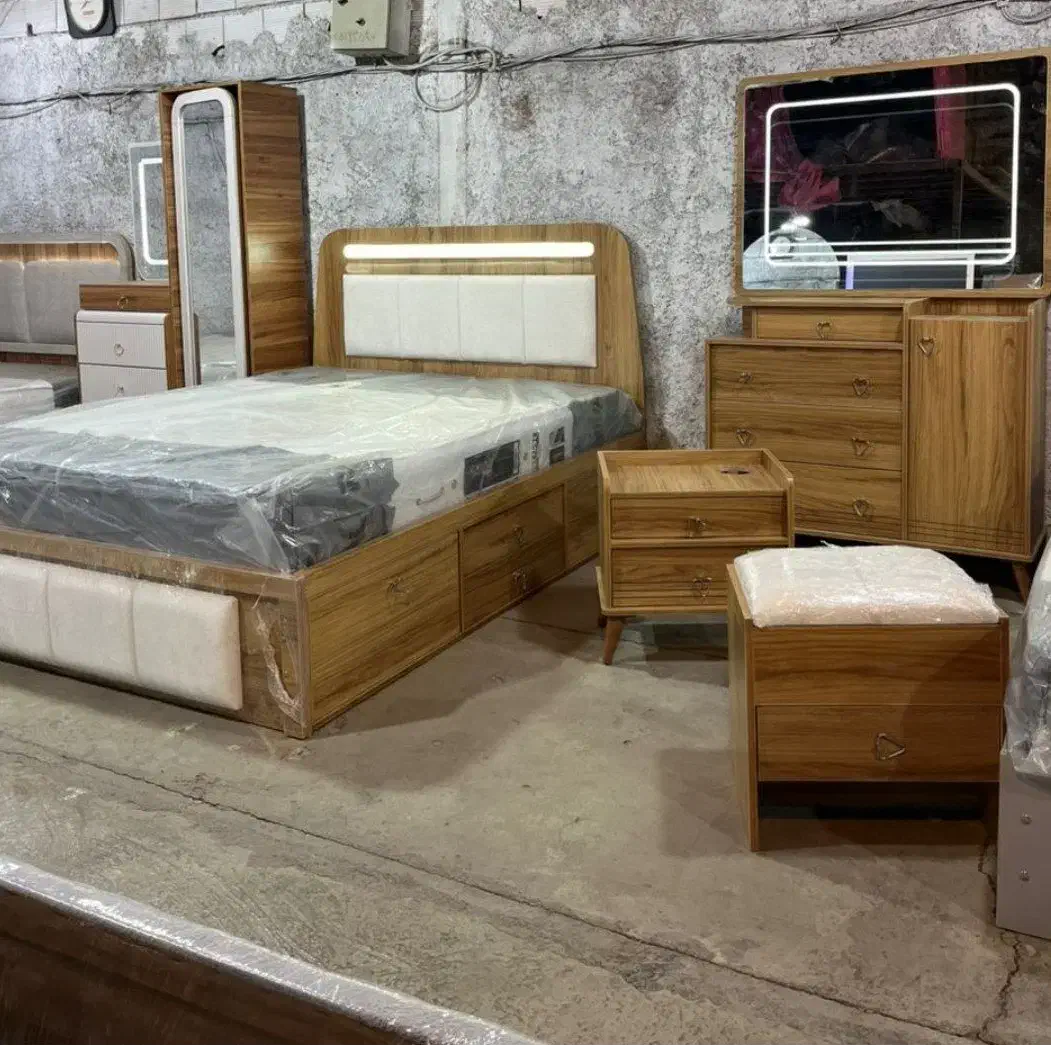 سرویس خواب‌...بیش از سی نمونه دیگر|تخت و سرویس خواب|خرم‌آباد, |دیوار