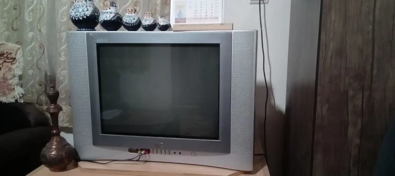 تلویزیون ۲۱ جی وی سی|تلویزیون و پروژکتور|پرهسر, |دیوار