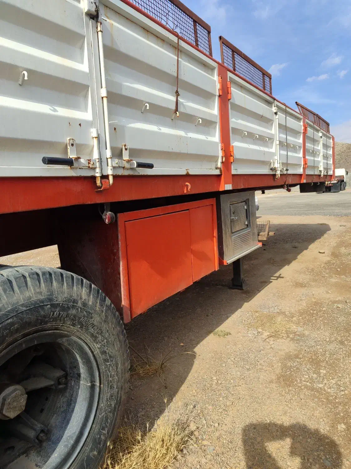 تریلی لبه دار|خودرو سنگین|پاسارگاد, |دیوار