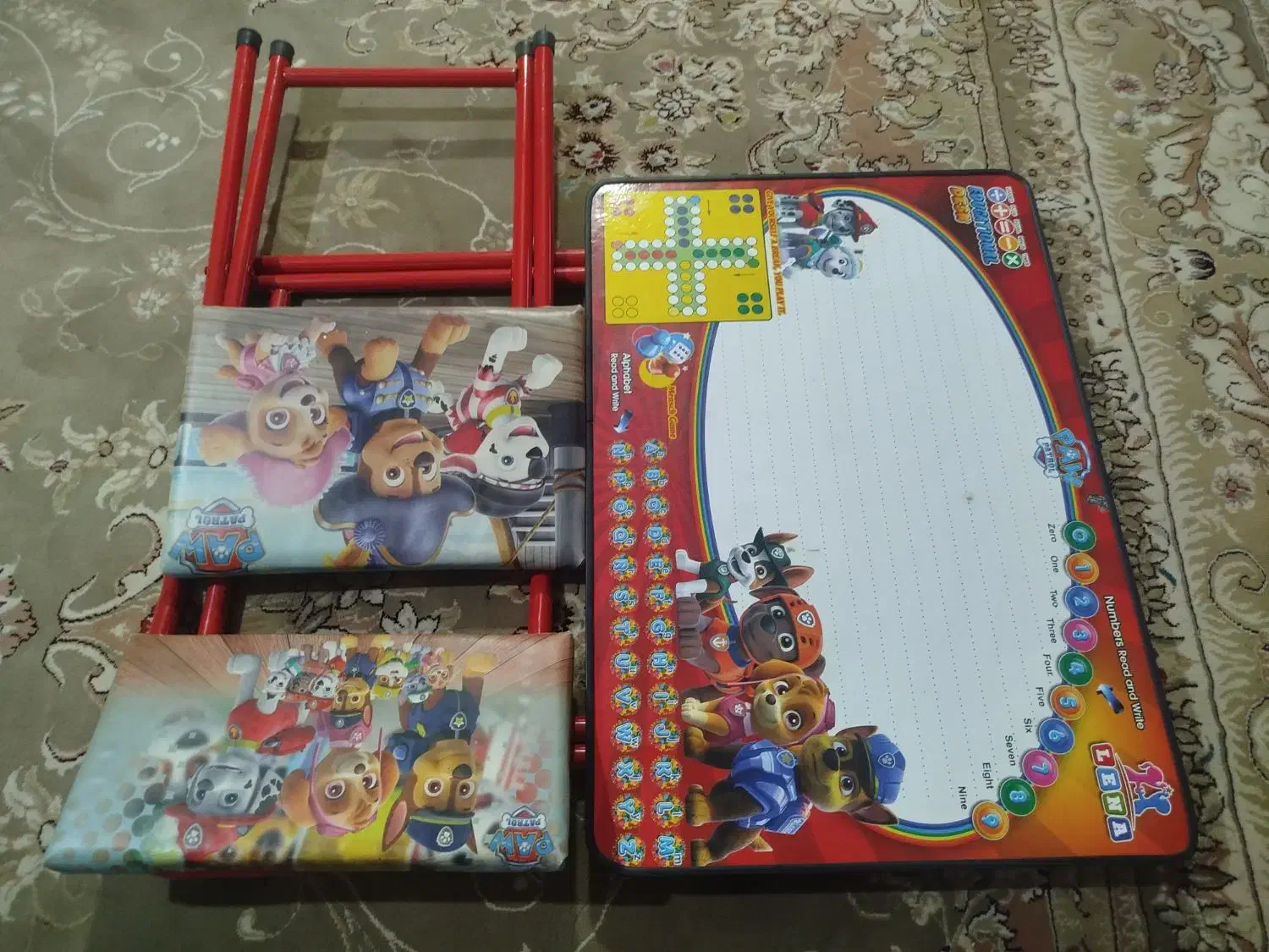 میز تحریر کودک|تخت و صندلی بچه|آزادشهر, |دیوار