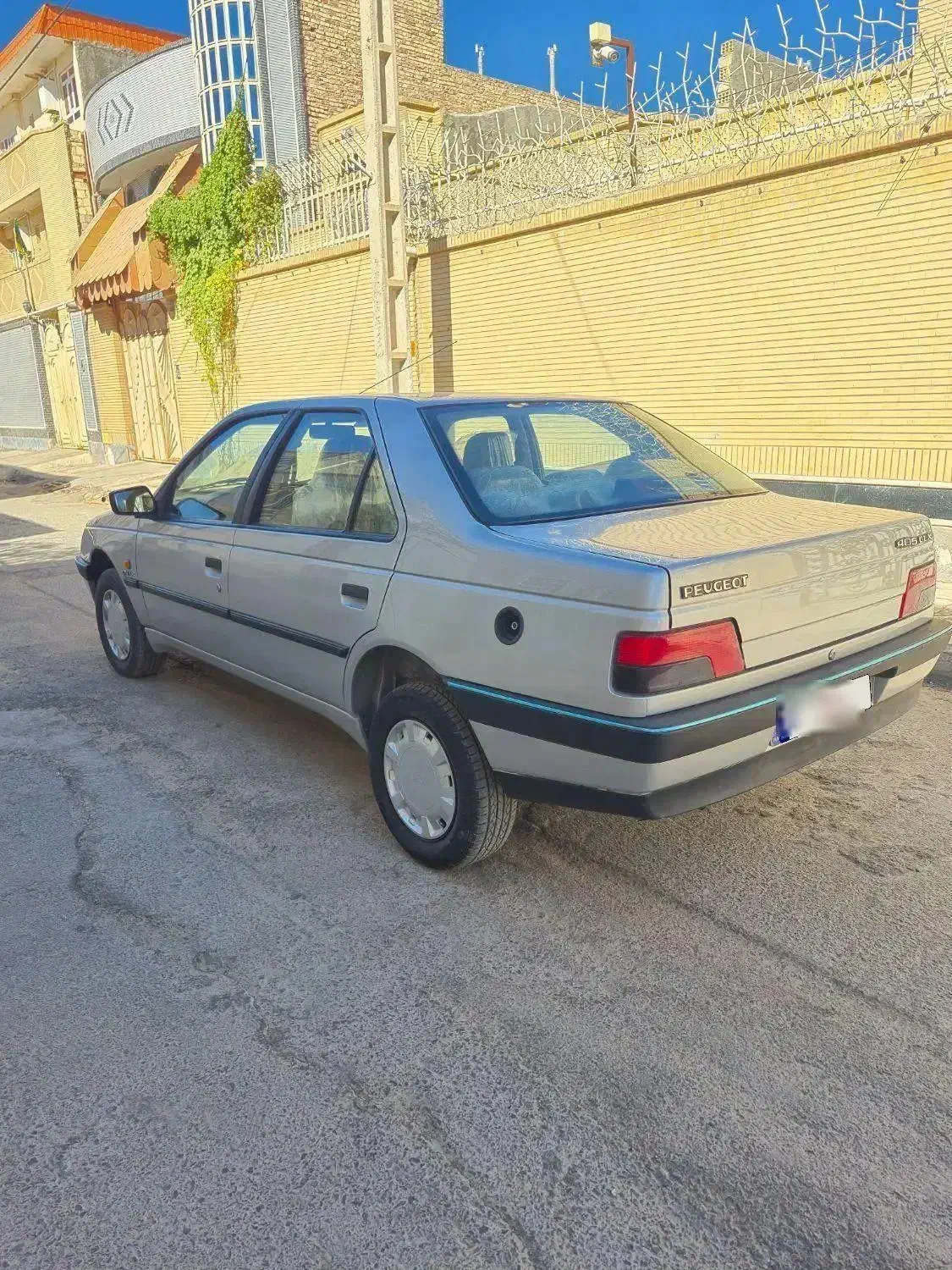 پژو ۴۰۵ دوگانه سوز مدل ۱۳۹۵ استثنایی|خودرو سواری و وانت|زاهدان, |دیوار