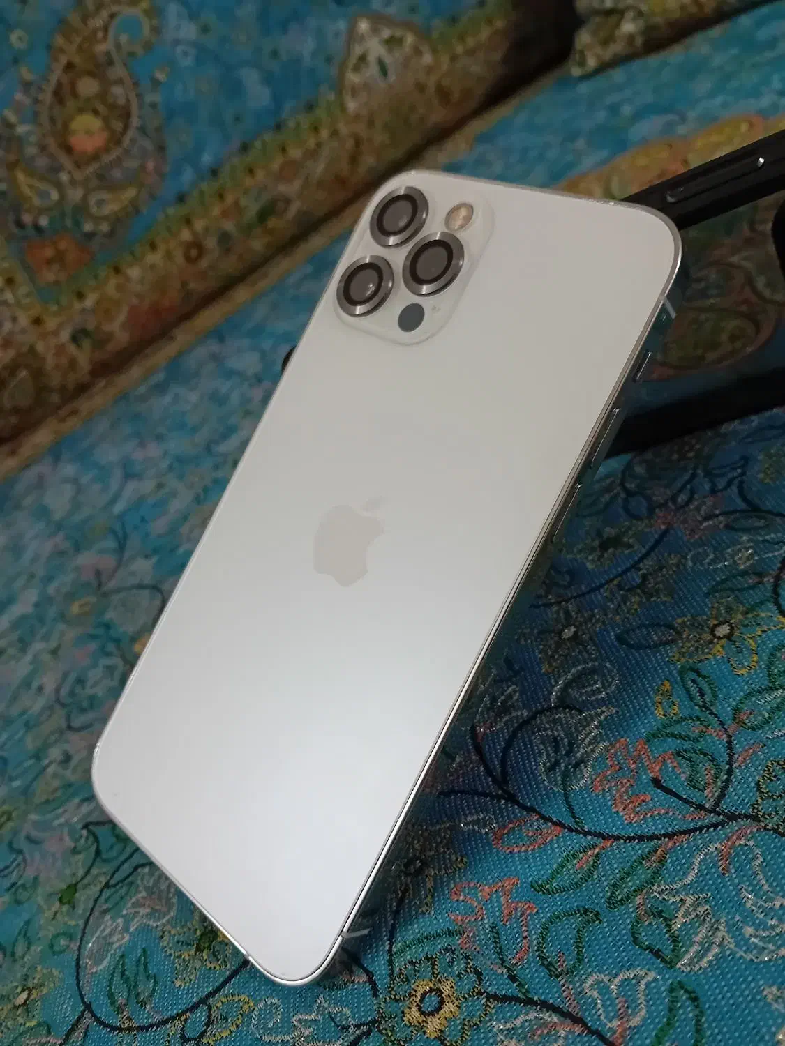 گوشی موبایل آیفون ۱۲ پرو دوسیم کارت|موبایل|قم, شهرک امام حسین|دیوار