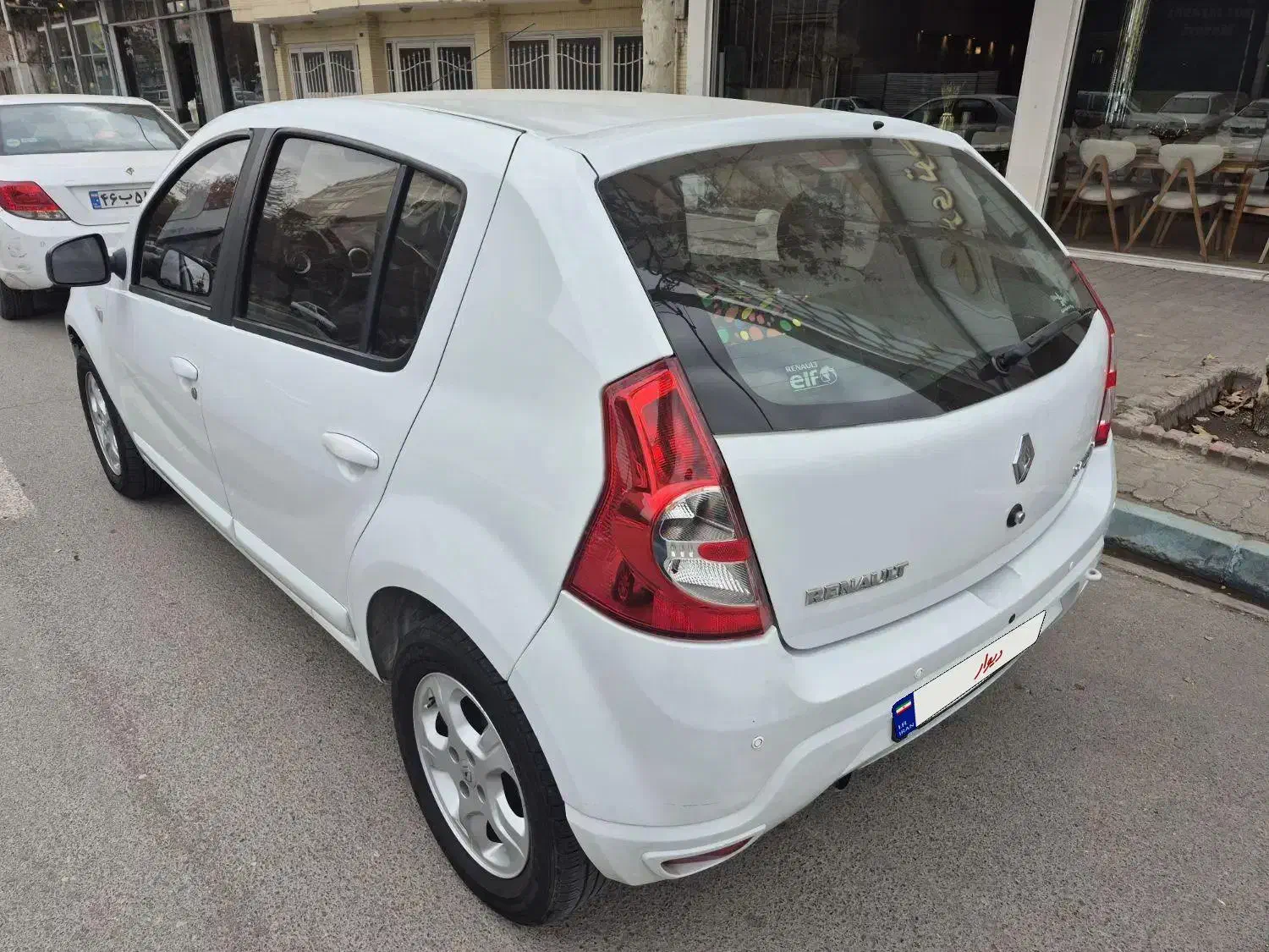 ساندرو اتوماتیک مدل ۹۶|خودرو سواری و وانت|نیشابور, کوی فرهنگیان|دیوار