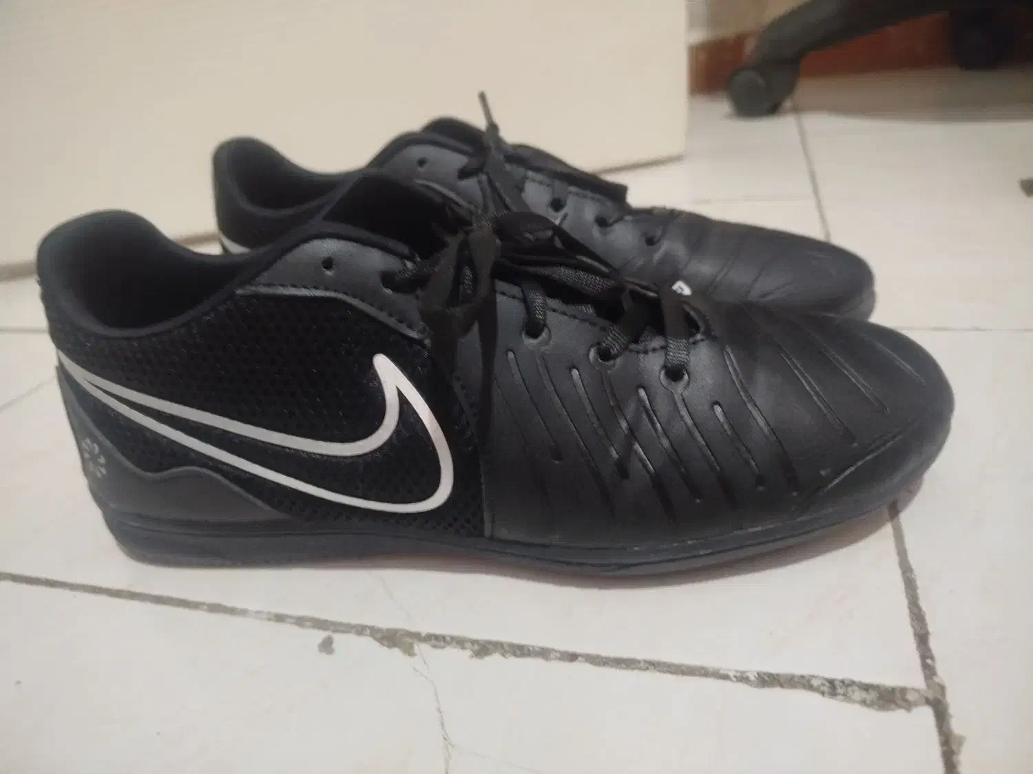 کفش سالنی نایک تمپو ۴۳ نو آک|ورزش‌های توپی|محمدیه-قزوین, |دیوار