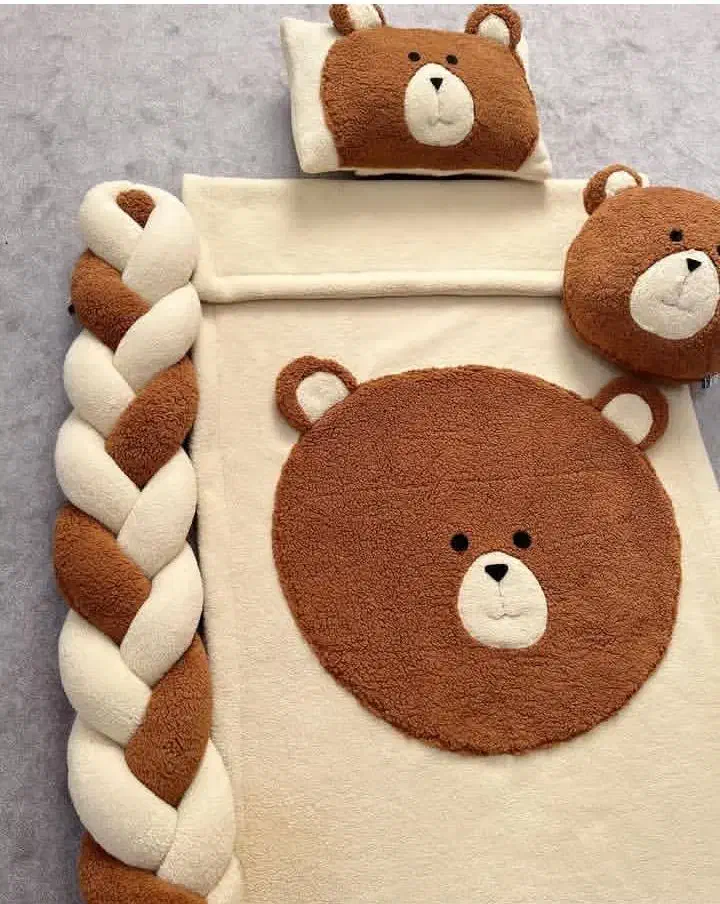 سیسمونی کوسن و فرشینه و ست تدی|اسباب و اثاث بچه|مشهد, مشکینی (شهرک غرب)|دیوار