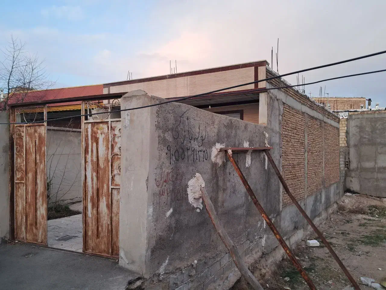 فروش خانه ویلایی یا معاوضه با خودرو شاسی بلند|فروش خانه و ویلا|مشگین شهر, |دیوار