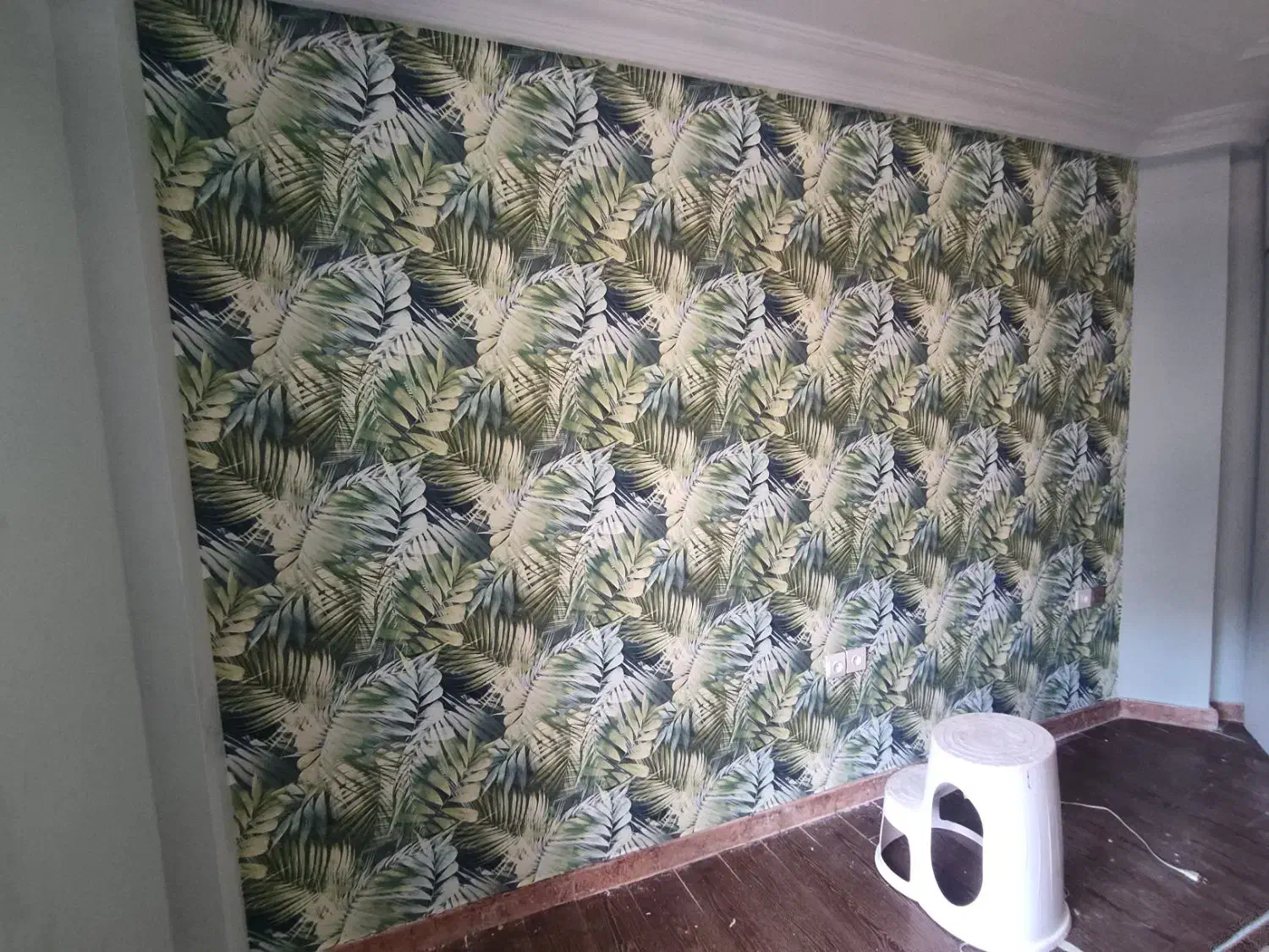 نصب کاغذ دیواری|خدمات پیشه و مهارت|رشت, جماران|دیوار