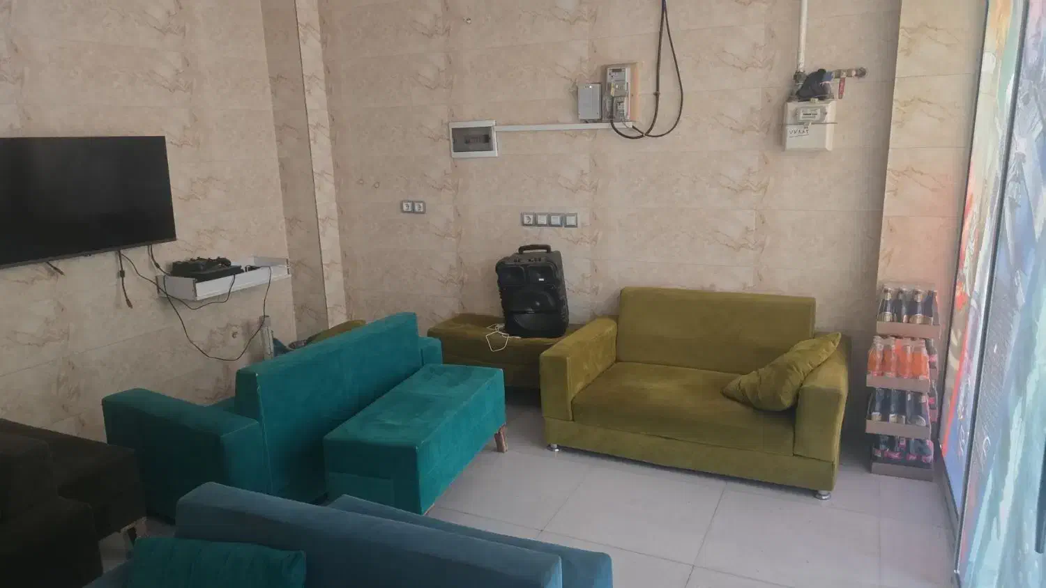 تعدادی وسایل گیم کلاب تلوزیون و مبل و ps4 و ps5|کنسول، بازی ویدئویی و آنلاین|مرودشت, ژیان|دیوار