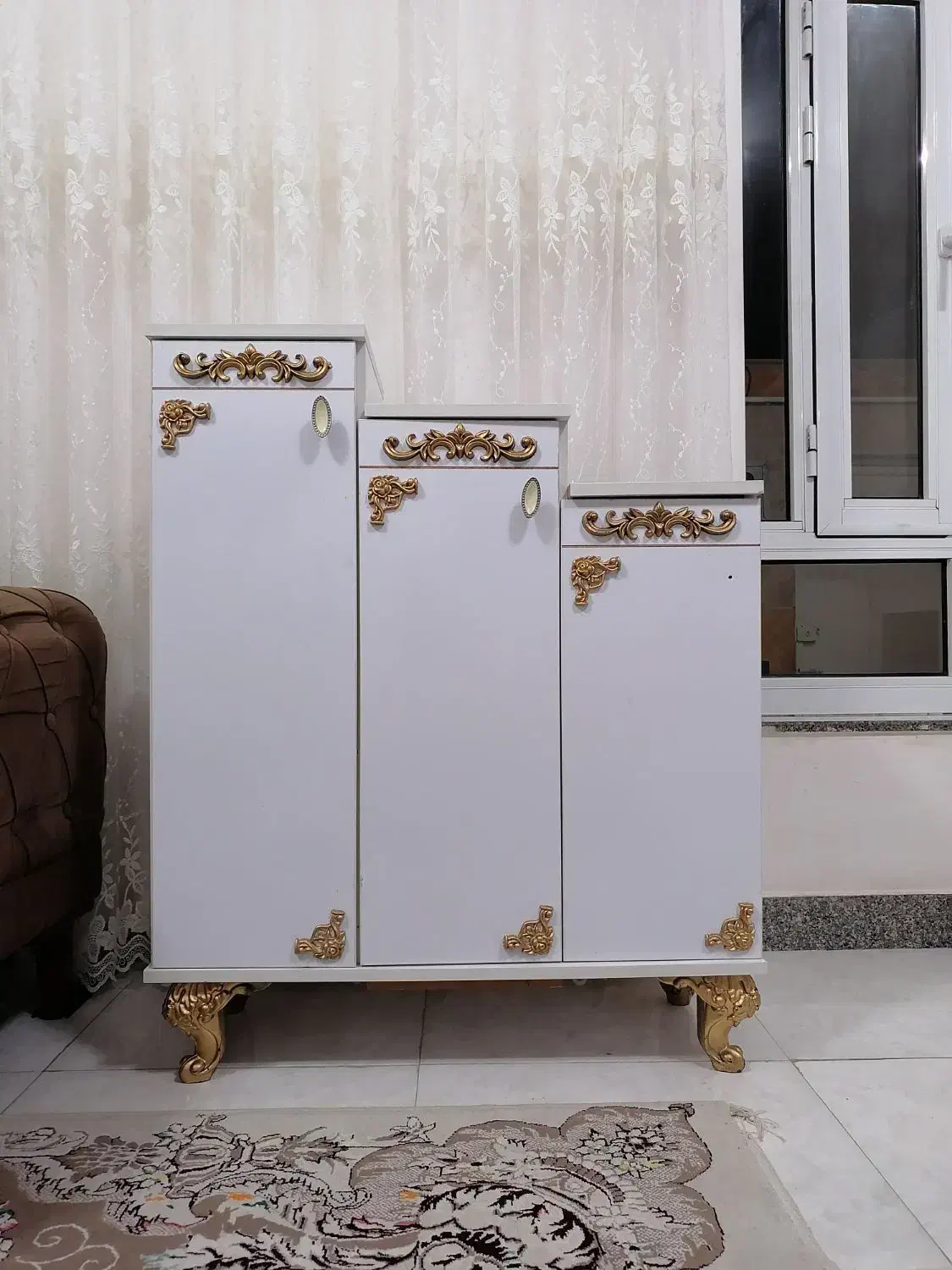 جاکفشی|جاکفشی، کمد، دراور|ایلخچی, |دیوار