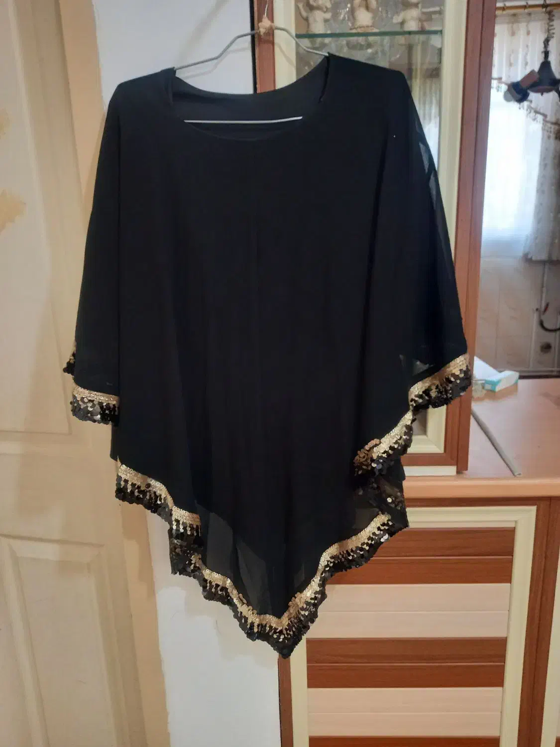 لباس زنانه|لباس|اراک, |دیوار