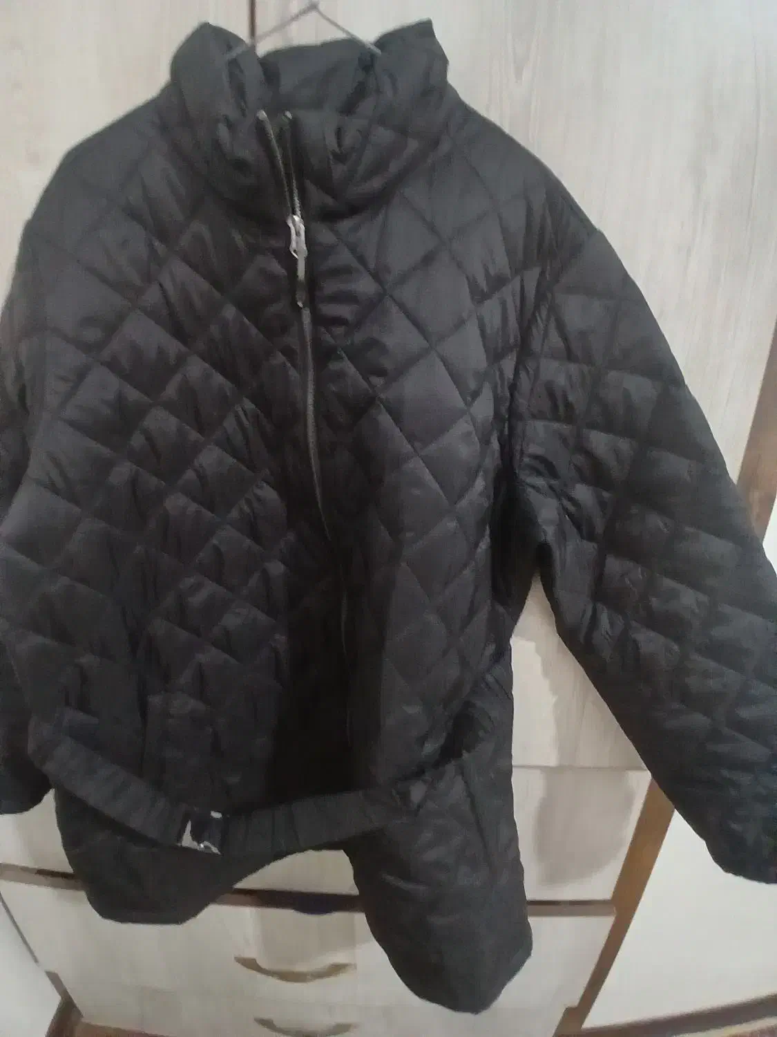 کاپشن|لباس|زاهدان, |دیوار