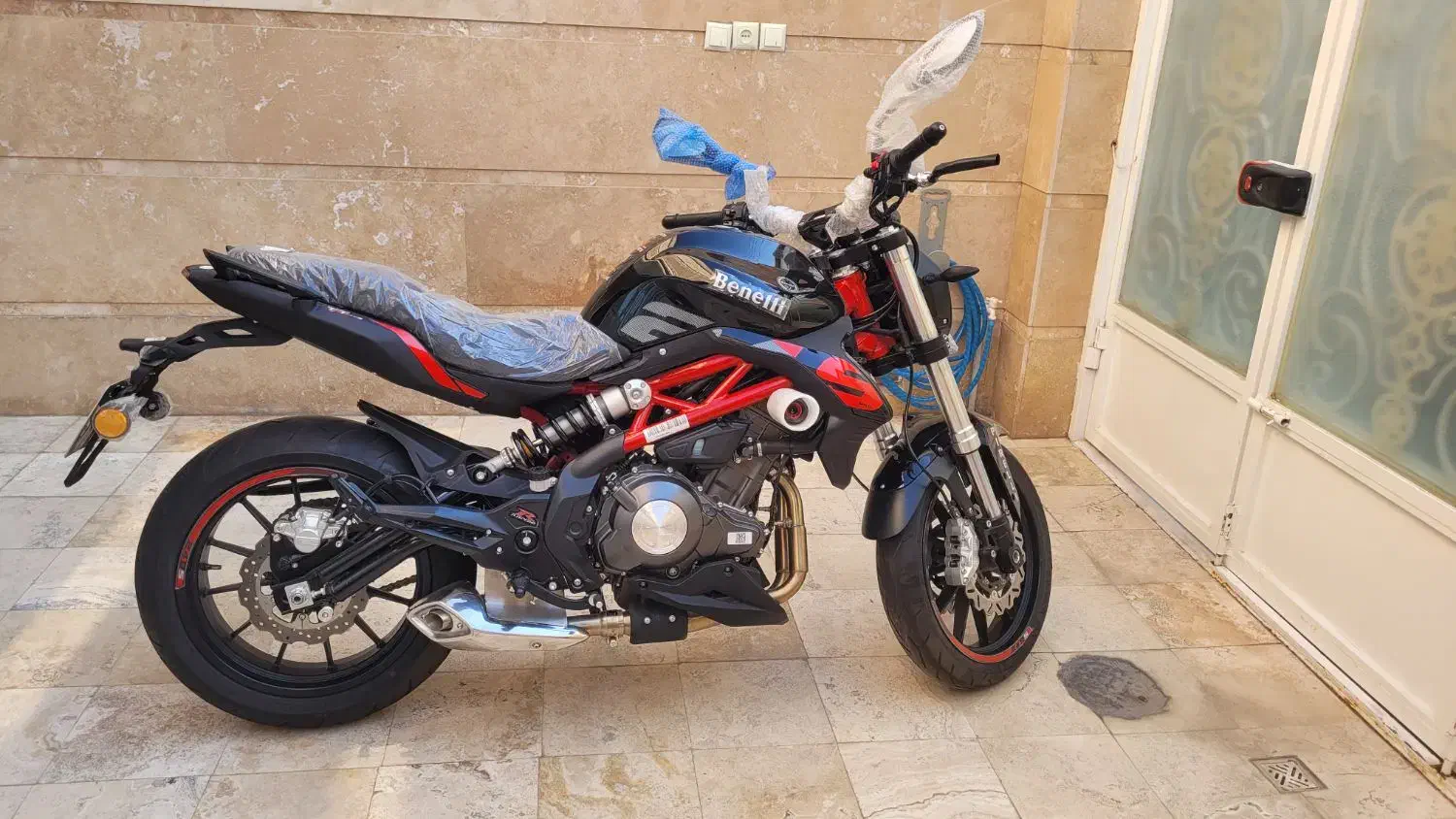 بنلی ۳۰۰صفر|موتورسیکلت|قم, قم نو|دیوار