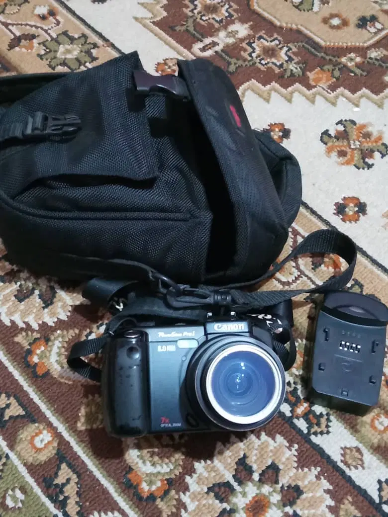 PowerShot Pro1|دوربین عکاسی و فیلم‌برداری|بندرعباس, |دیوار