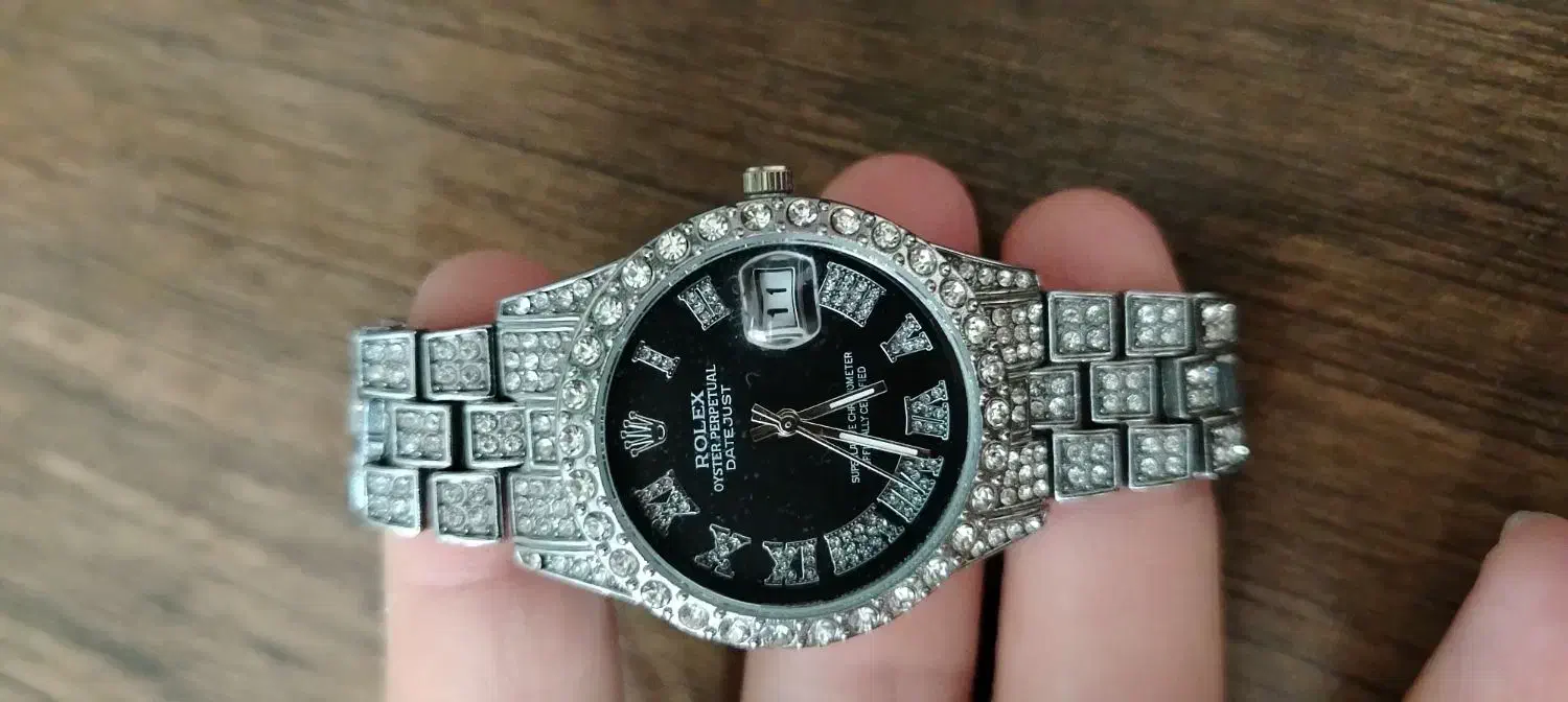 گردنبند ساعت نگین بدنساز کارتیر معاوضه با ایرپادنو|جواهرات|کرج, کمال‌شهر|دیوار