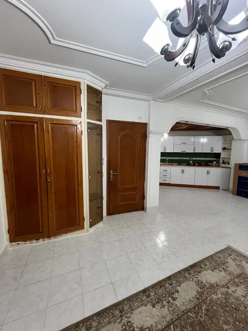 اجاره ۹۰ متری، بلوار ۸ دی، پارکینگ اختصاصی|اجارهٔ آپارتمان|رشت, نیکمرام|دیوار