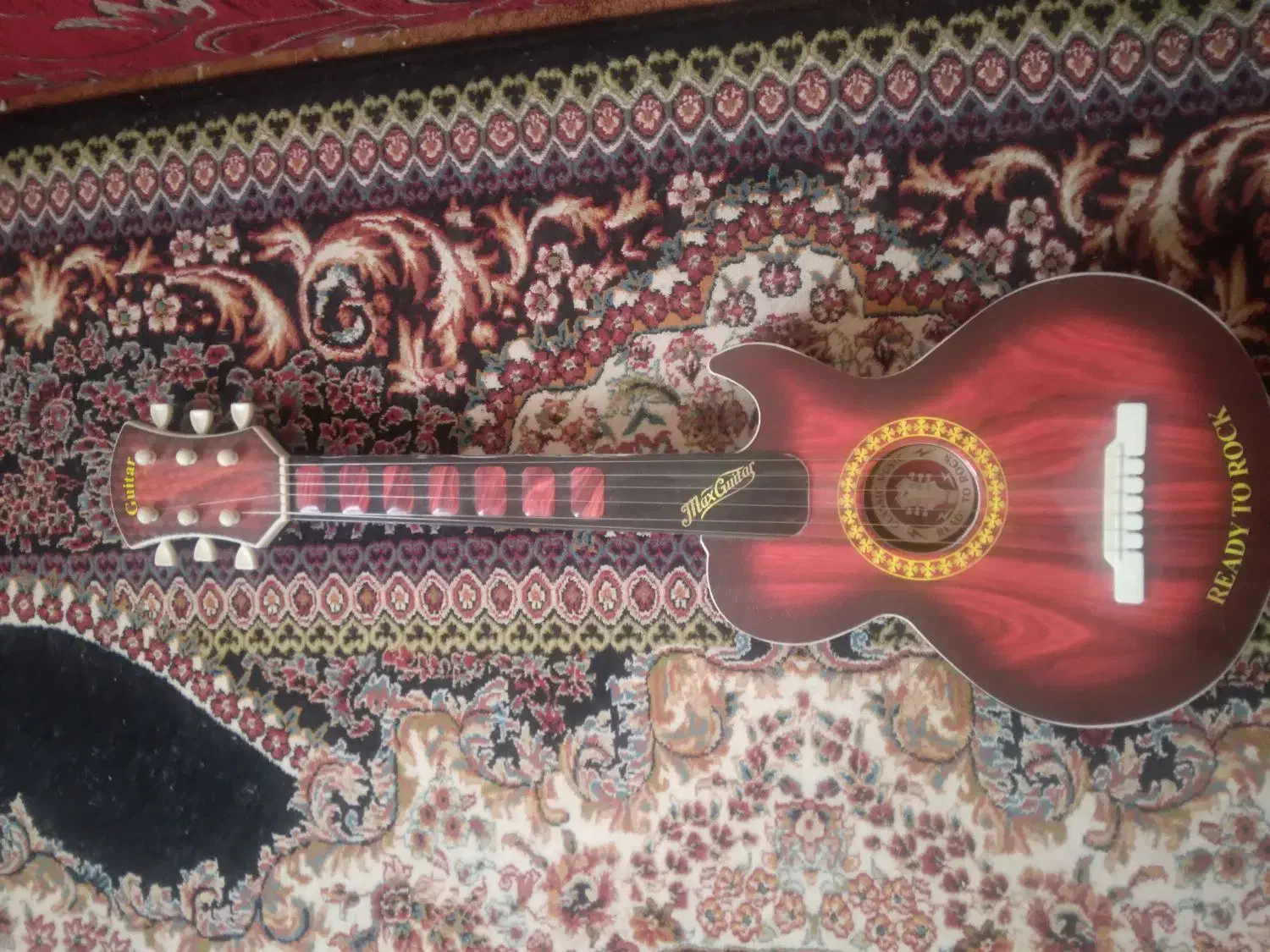 گیتار نونو سالم سالم|گیتار، بیس، امپلیفایر|الشتر, |دیوار