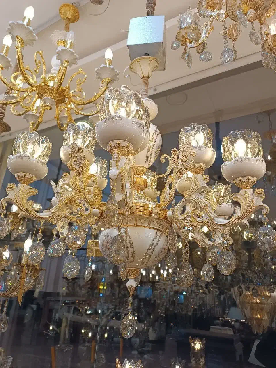 لوستر پرنسس|لوستر و چراغ آویز|ایلام, |دیوار