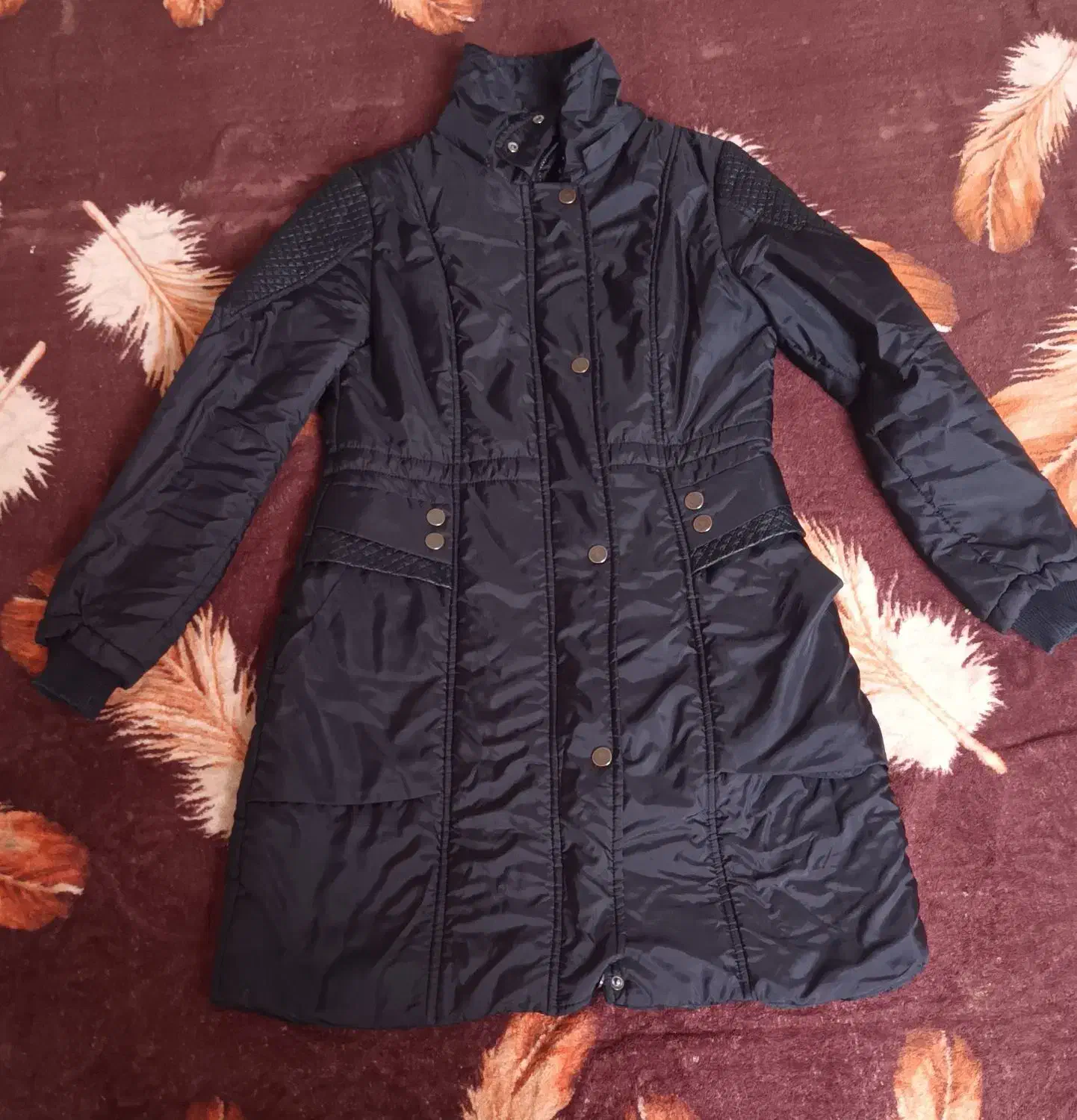 لباس|لباس|دورود, |دیوار