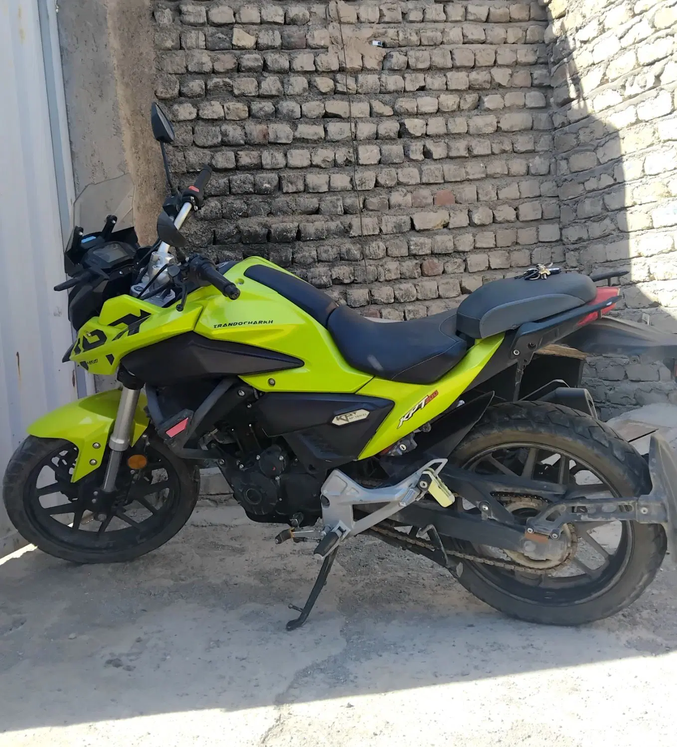 موتور KPT 200CC تمیز ۱۴۰۱ زیر قیمت|موتورسیکلت|قم, بنیاد|دیوار