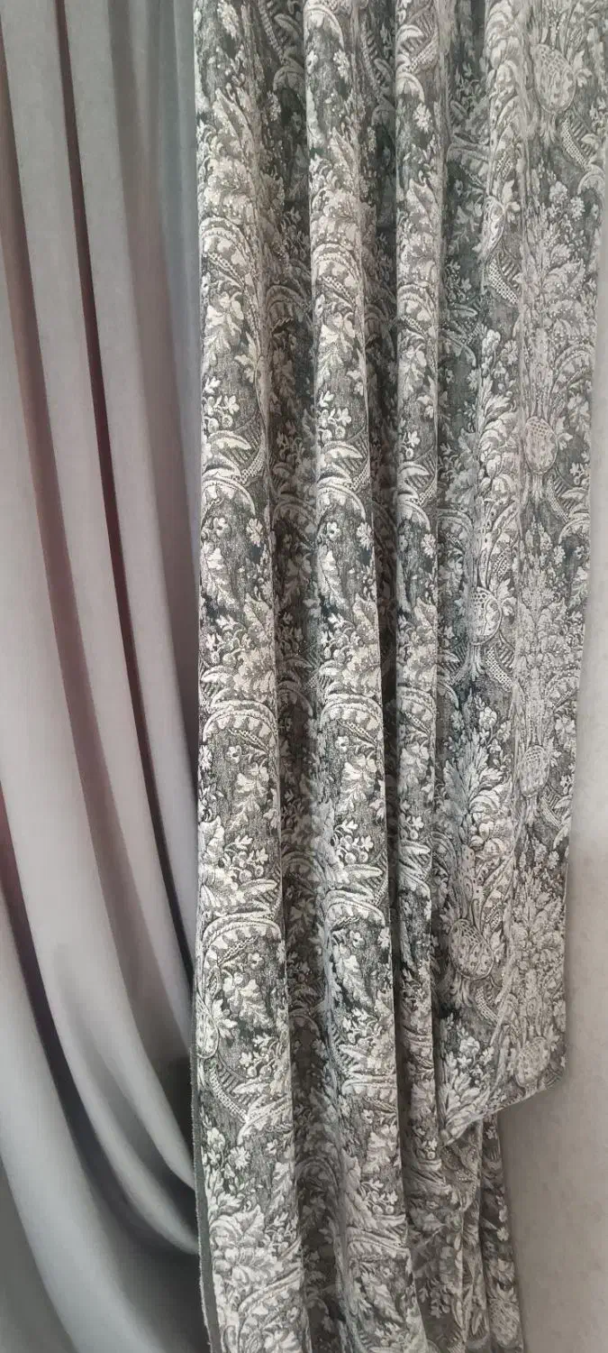 کنار پرده ای نگین کاری شده|پرده، رانر، رومیزی|زاهدان, |دیوار