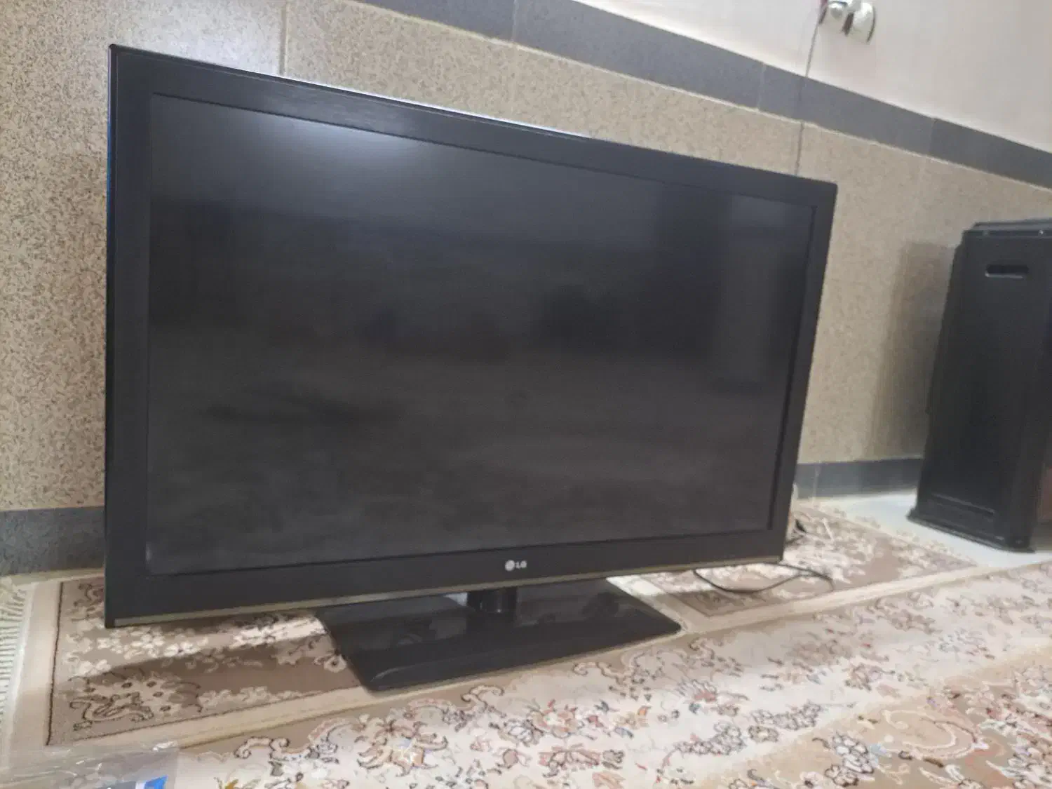 تلوزیون الجی ۴۲|تلویزیون و پروژکتور|خرمآباد, |دیوار