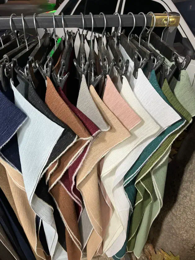 شال عمده و تک|لباس|کرج, حصارک بالا|دیوار