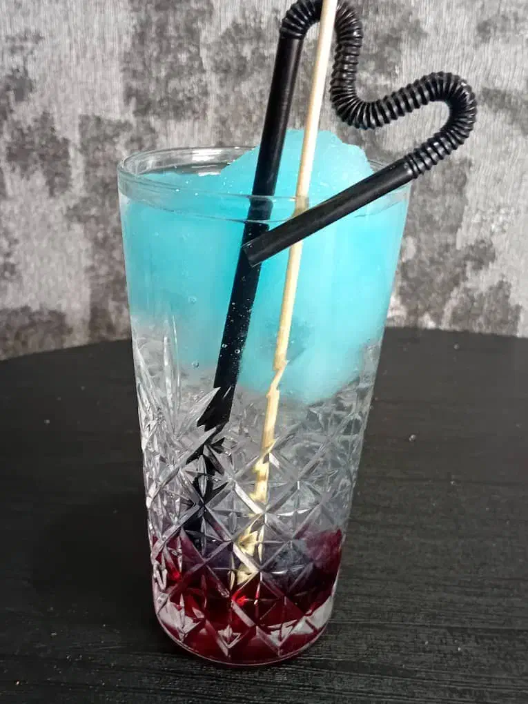 باریستا|استخدام خدمات فروشگاه و رستوران|دوگنبدان, |دیوار