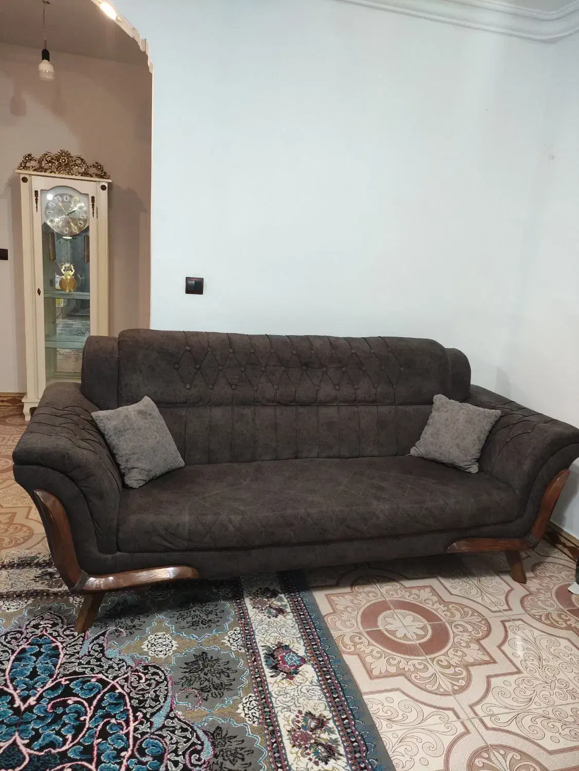 مبلمان ۷ نفره در حد|مبلمان خانگی و میز عسلی|فومن, |دیوار