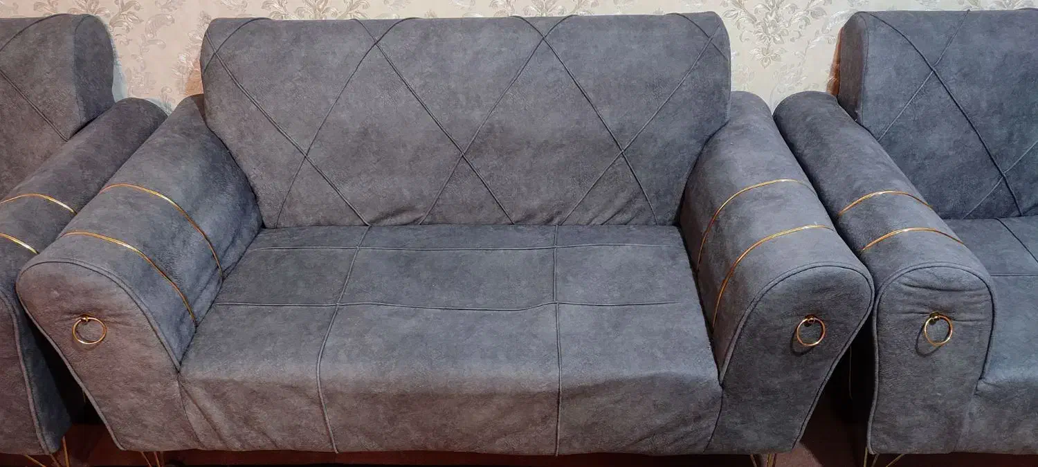 مبل چهار نفره در حد نو|مبلمان خانگی و میز عسلی|سنندج, |دیوار