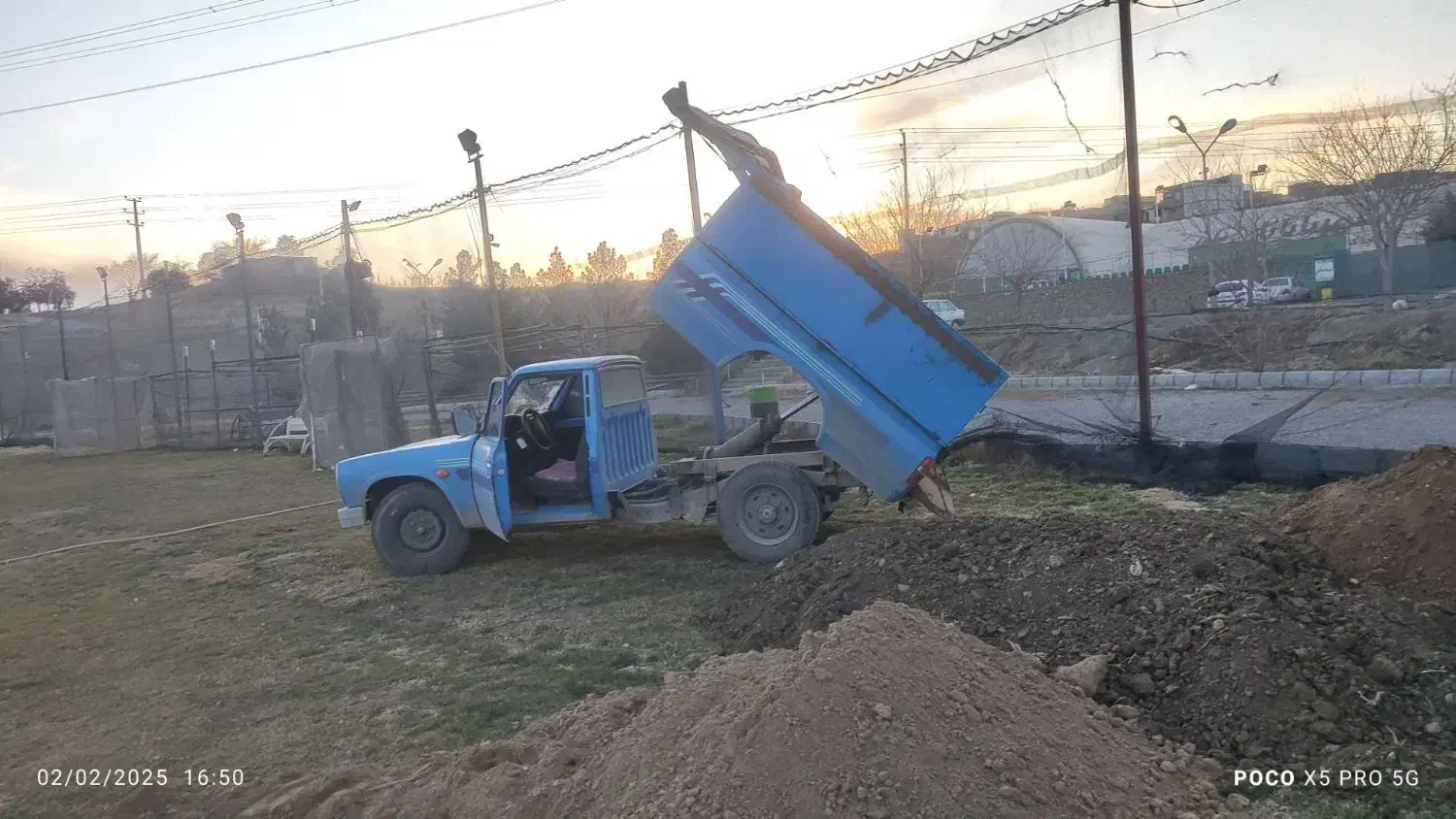 کود گاو مرغی درجه یک.خاک مخصوص باغچه.تعویض خاک|خدمات باغبانی و درختکاری|کرمان, |دیوار