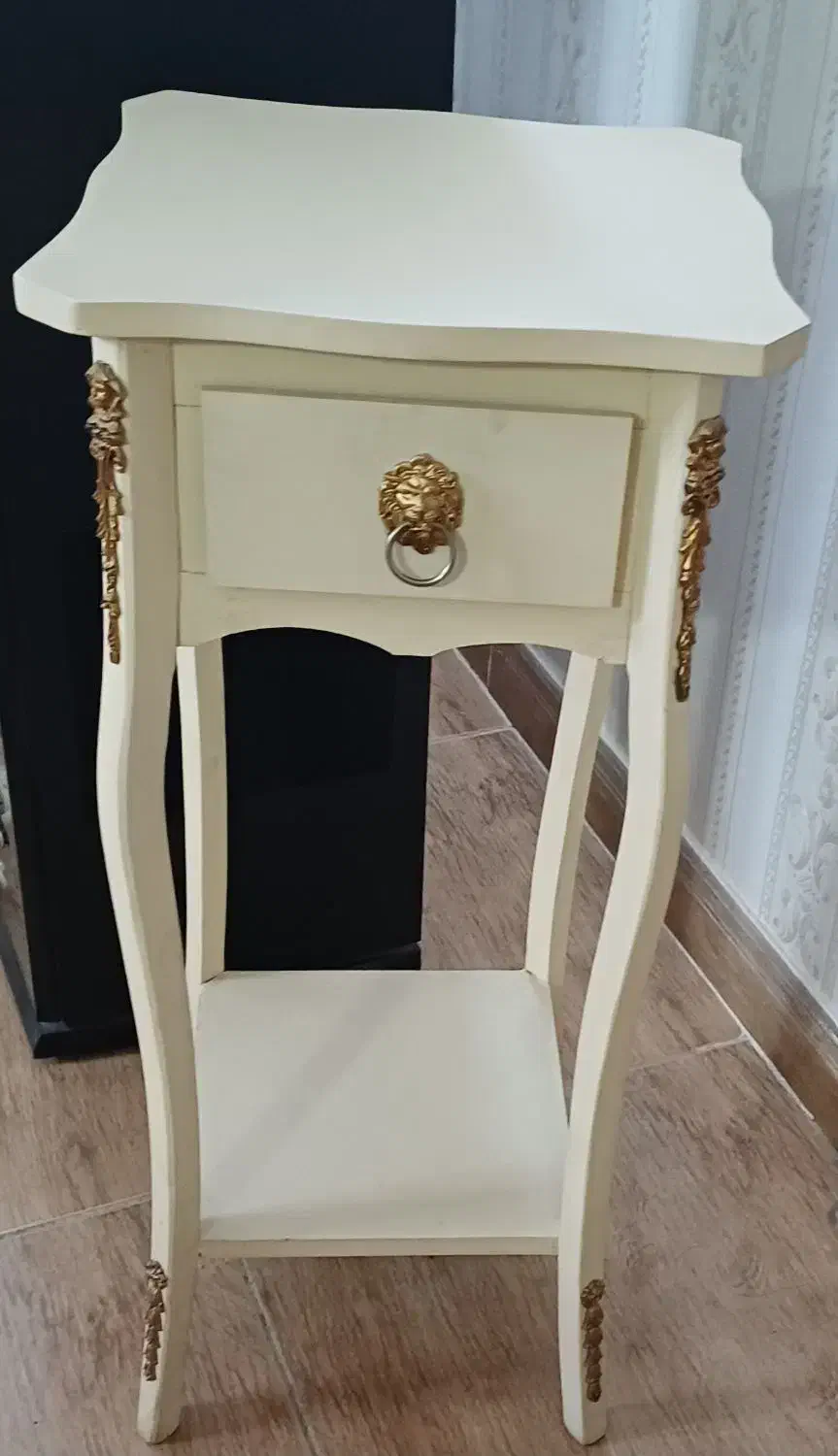 میز تلفن|میز تلفن|اصفهان, آزادگان|دیوار