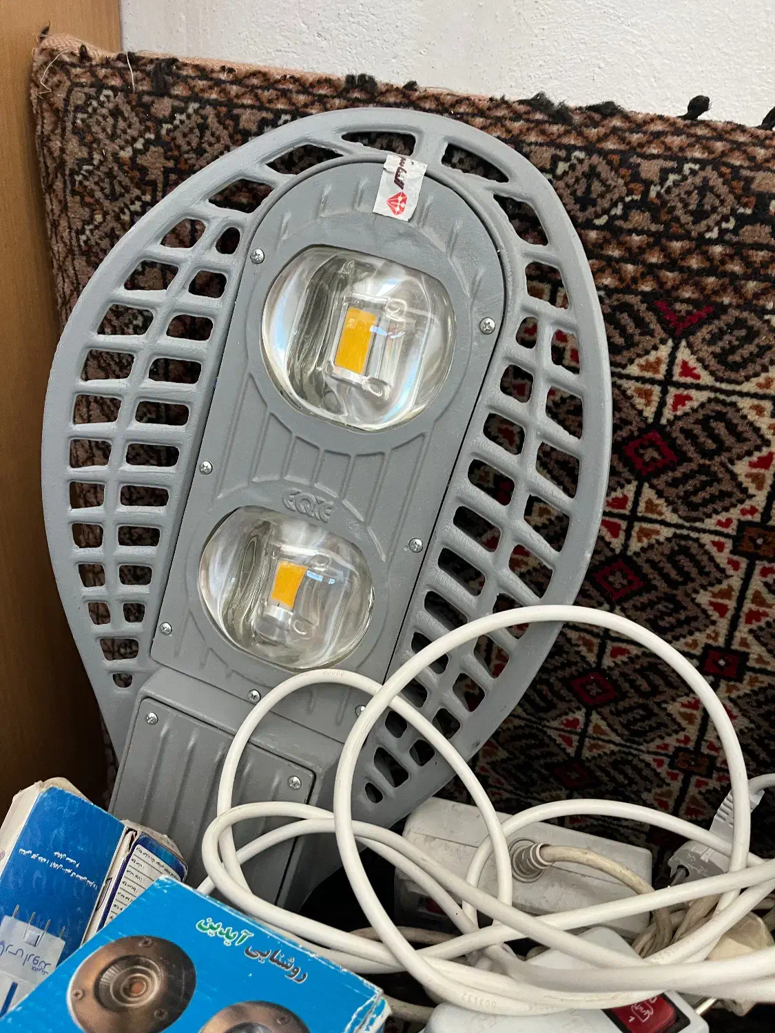 لوازم برقی|لامپ و چراغ|محمدیه-قزوین, |دیوار