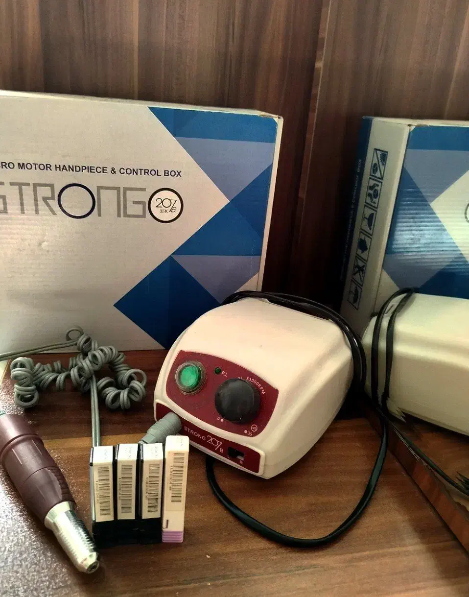 وسایل کاشت ناخن نو|آرایشگاه و سالنهای زیبایی|اسلامشهر, شهرک مهدیه|دیوار