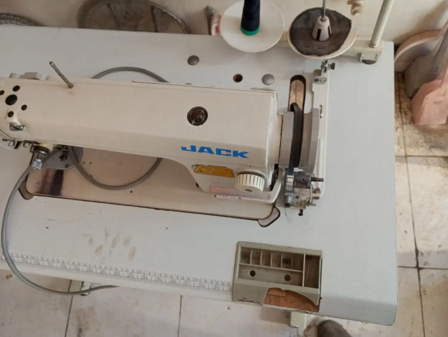 چرخخیاطی|چرخ خیاطی و ریسندگی|قیدار, |دیوار