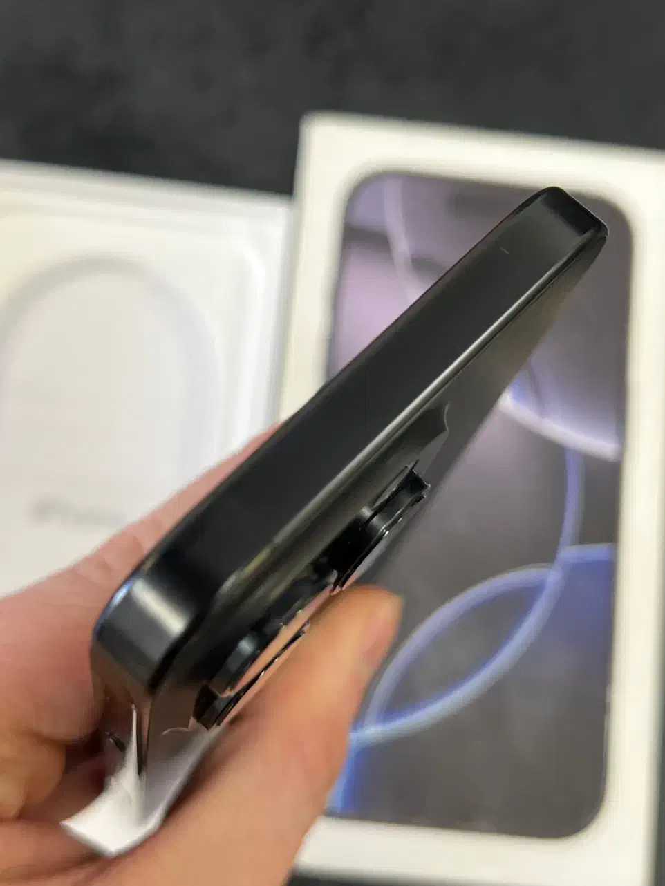 آیفون iphone 16 pro با حافظه 128 ریجستر شده|موبایل|تهران, ونک|دیوار